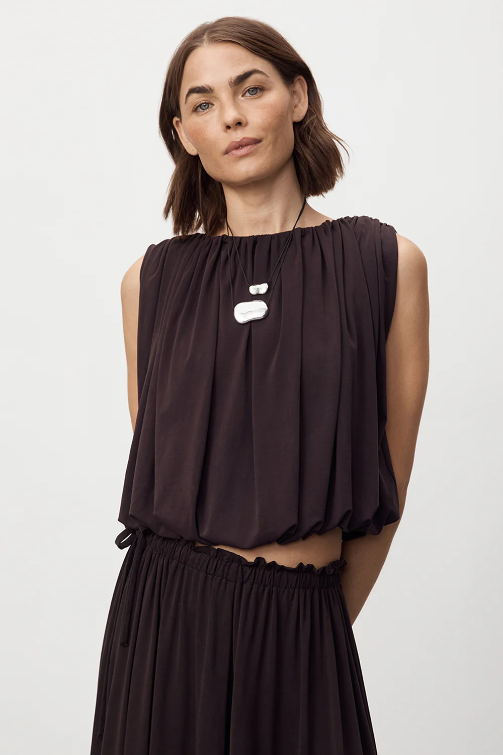 AVA BURNT CHOC SLEEVELESS MODAL BLEND TOP - Yukikoi