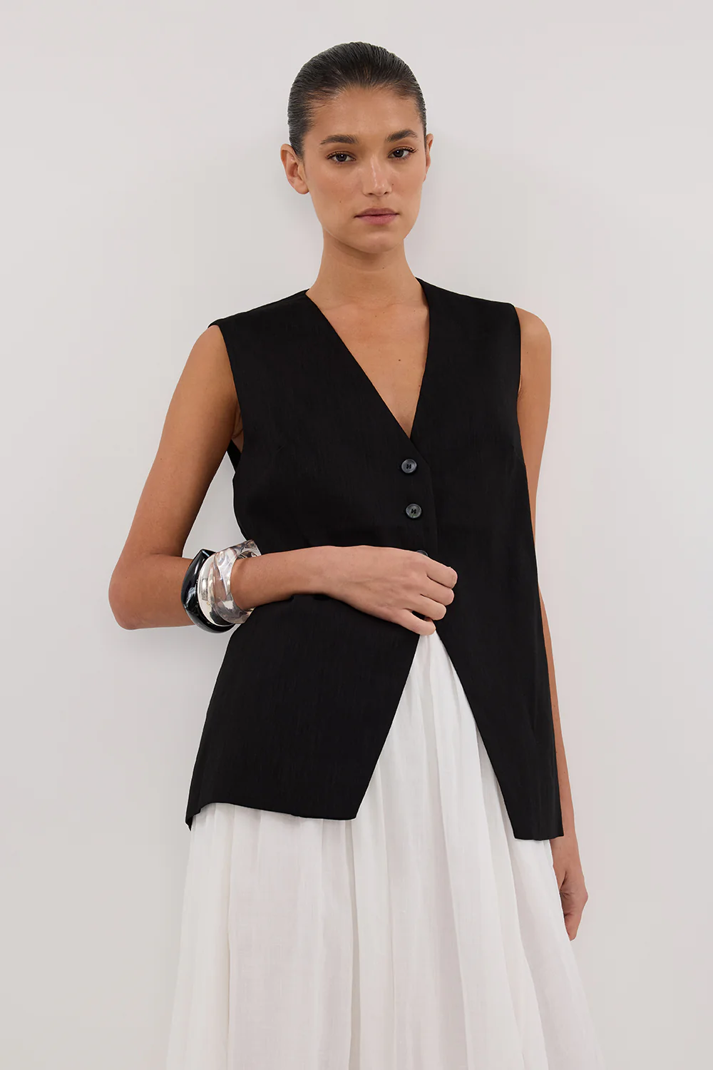 BRAX BLACK LONGLINE VEST - Yukikoi