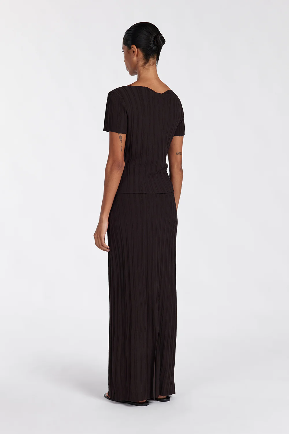 SYLVIA BITTER CHOC KNIT MIDI SKIRT - Yukikoi