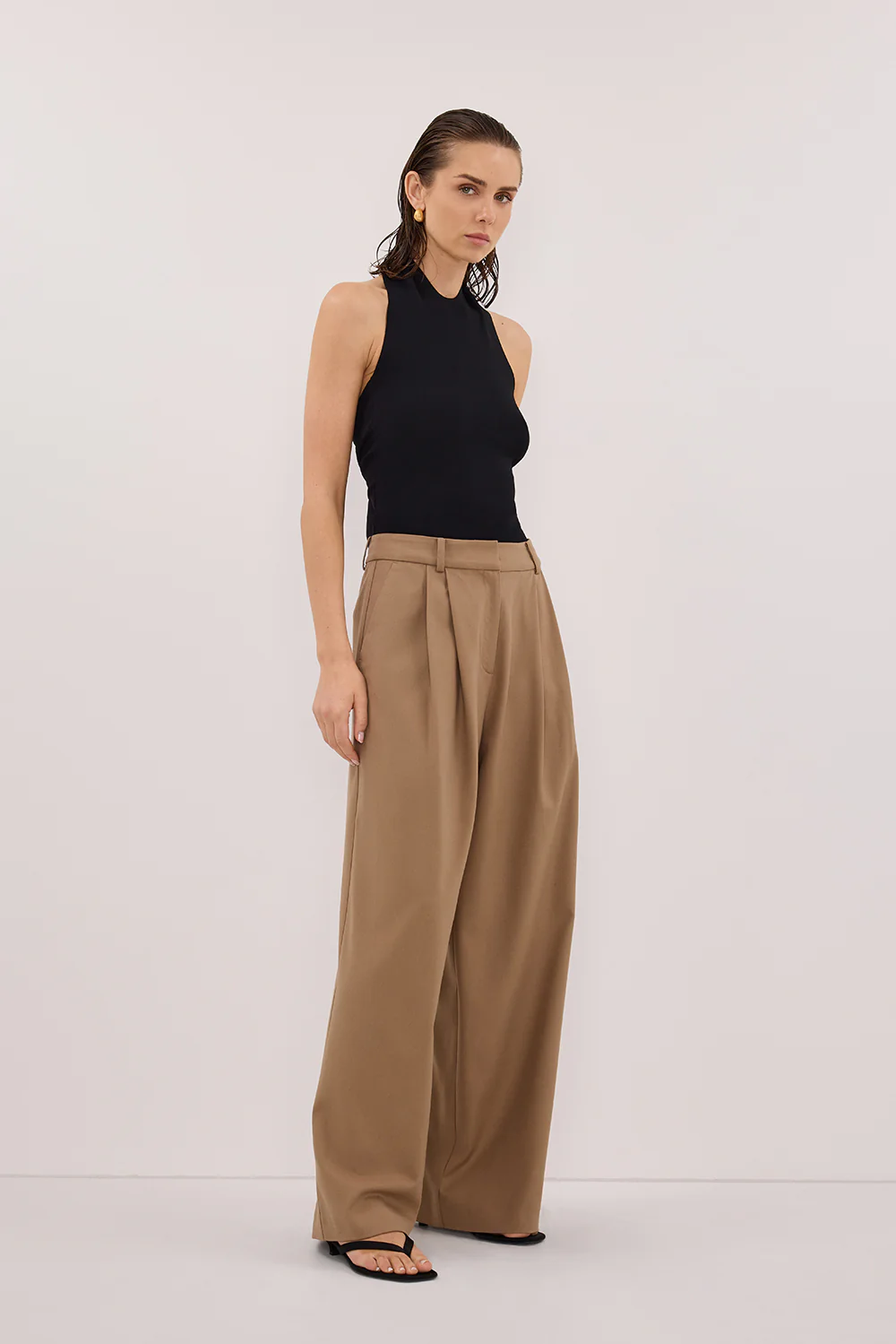 SOL BLACK SCARF HALTER KNIT TOP - Yukikoi