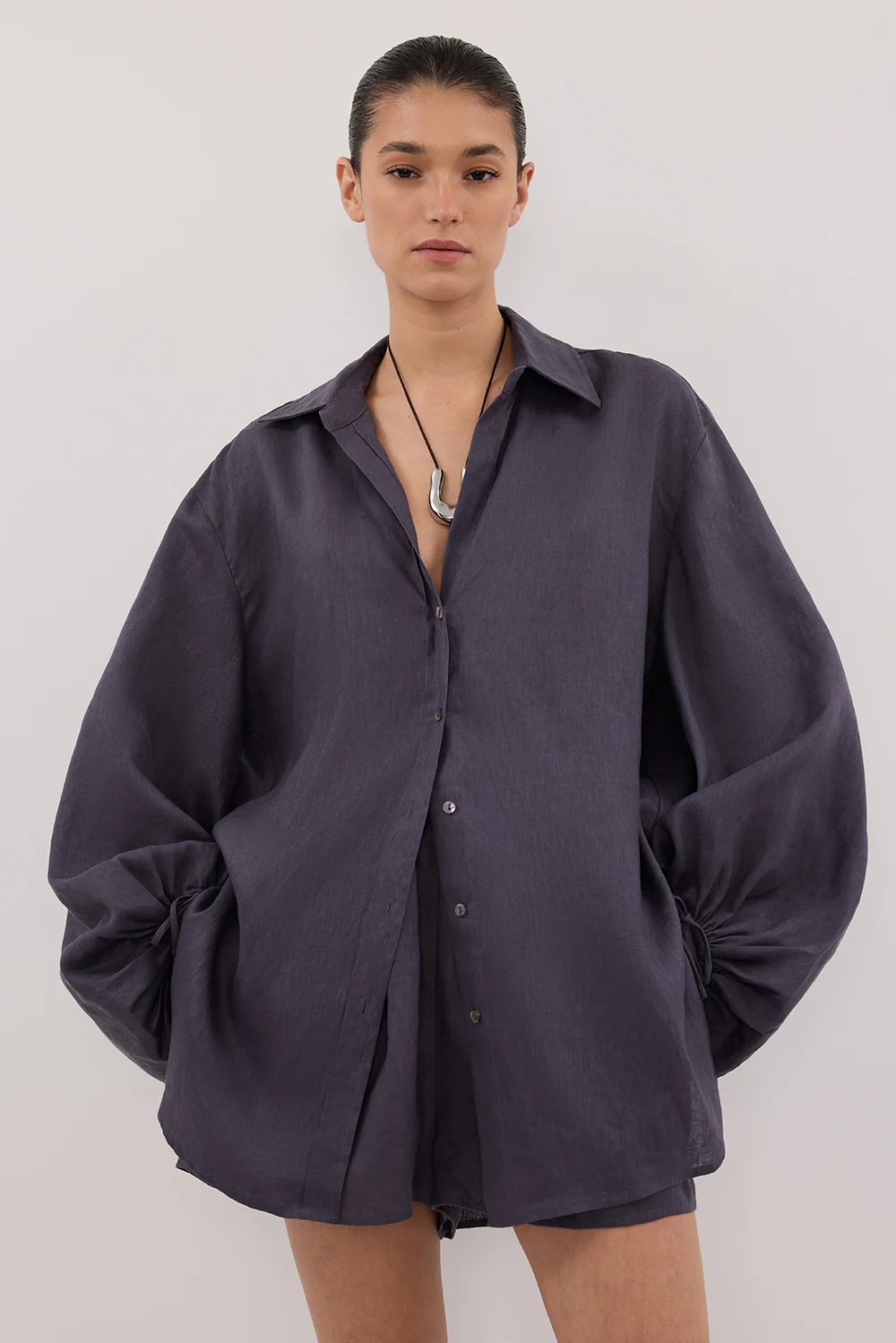 CARLA WASHED INDIGO LONG SLEEVE LINEN SHIRT - Yukikoi