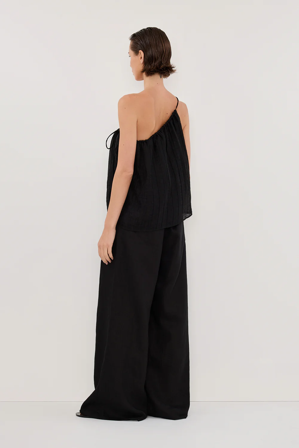 TAHITI BLACK ONE SHOULDER TOP - Yukikoi
