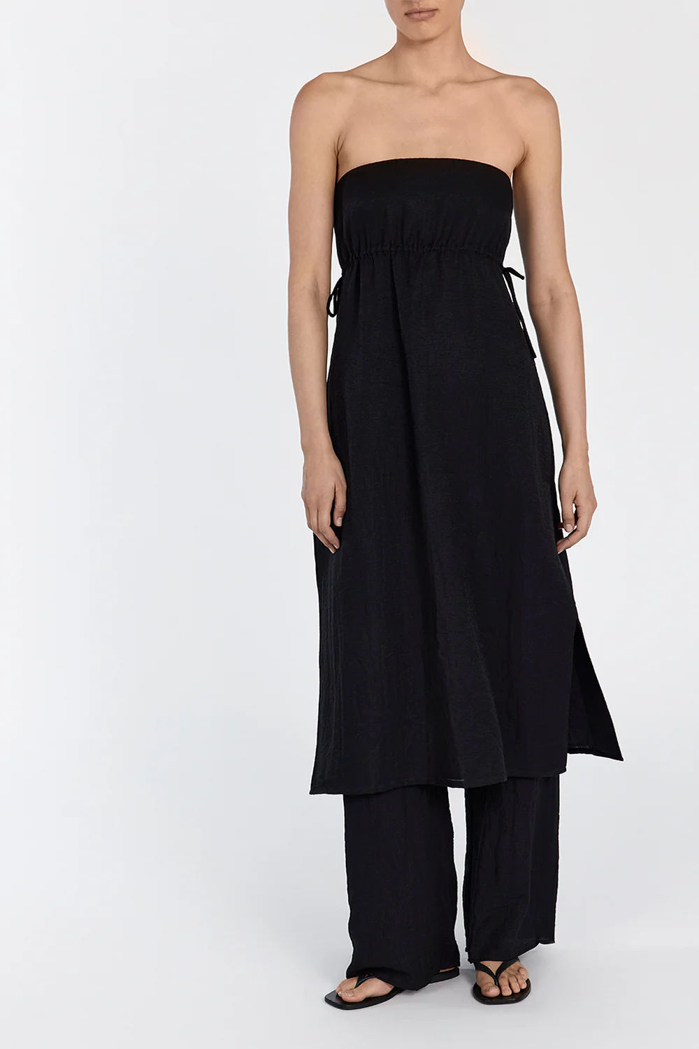 MEI BLACK LINEN BLEND TUNIC TOP - Yukikoi