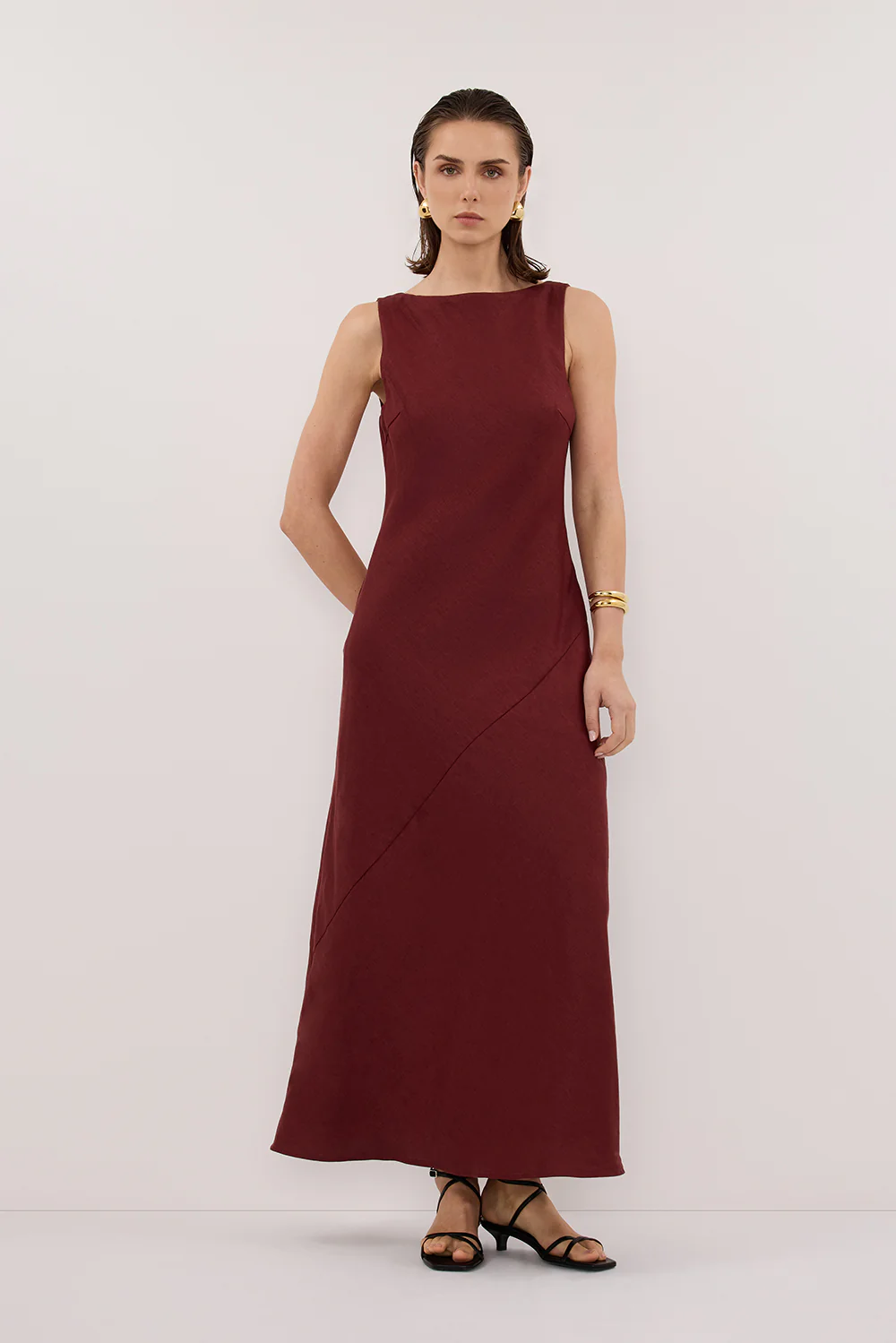 LACY SAHARA SLEEVELESS LINEN MIDI DRESS - Yukikoi