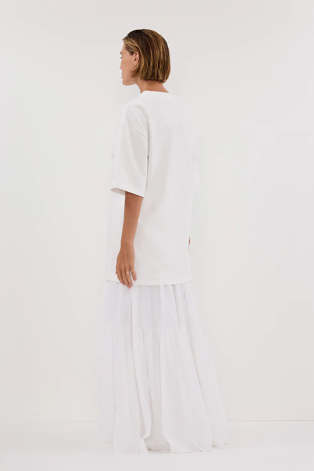 NOAH WHITE LONGLINE TEE - Yukikoi