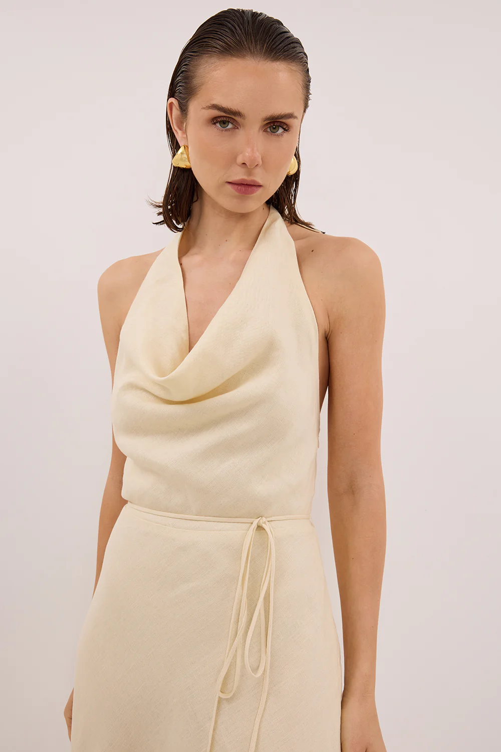 HAYLEE STRAW SLEEVELESS LINEN COWL DRESS - Yukikoi