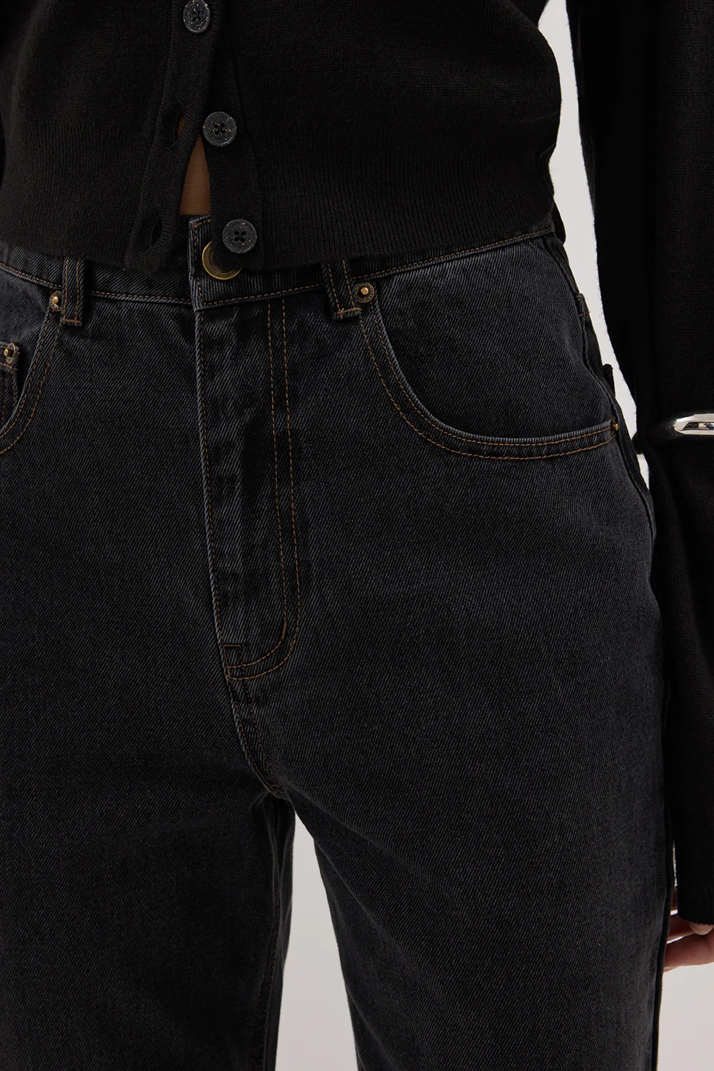 NOELLE BLACK RINSE BOOTLEG JEAN - Yukikoi