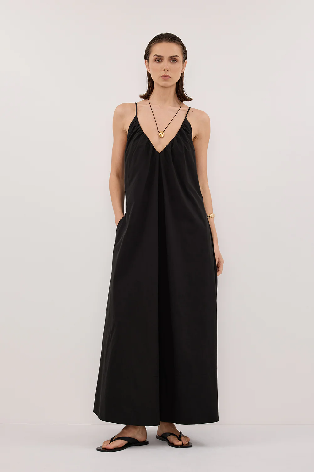 LIANA BLACK SLEEVELESS POPLIN TENT MIDI DRESS - Yukikoi