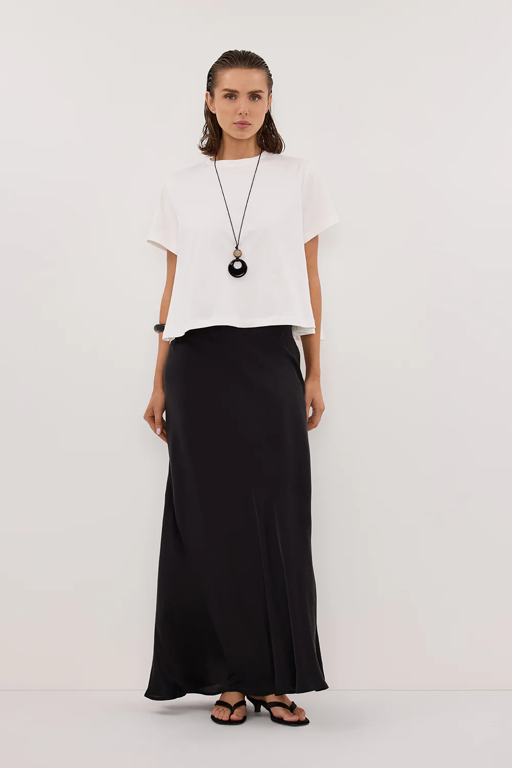 TATUM WHITE SHORT SLEEVE TEE - Yukikoi