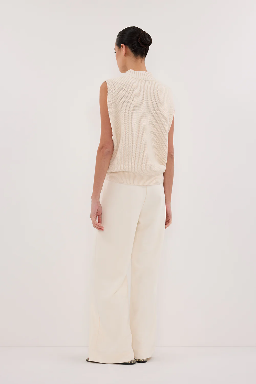 ARO CREAM KNIT TOP - Yukikoi