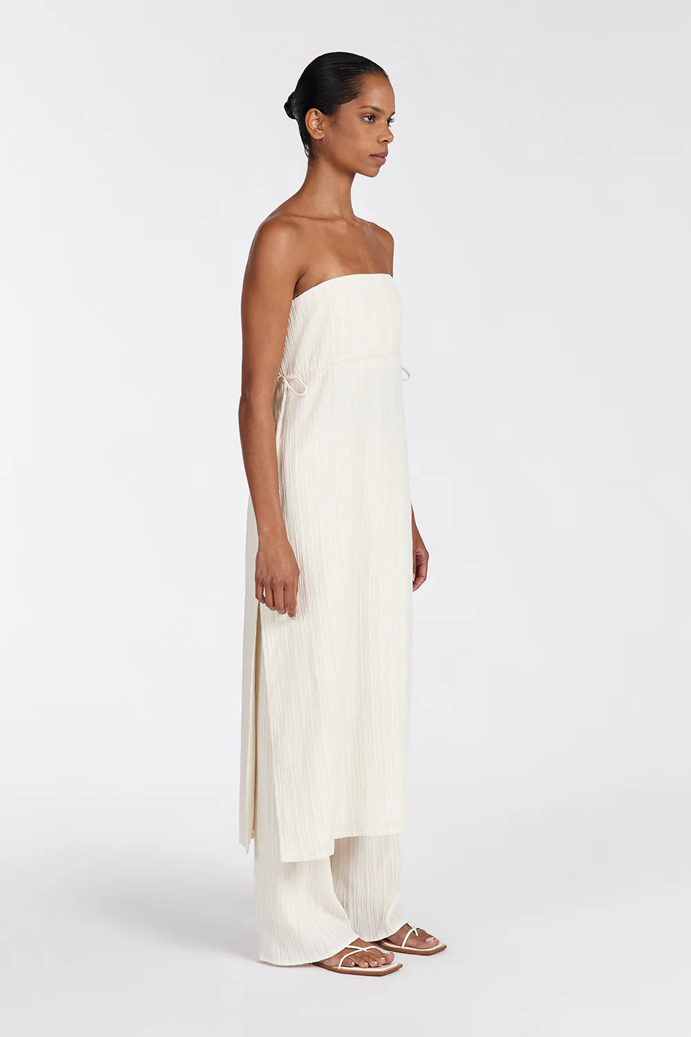 LOZ CREAM TUNIC TOP - Yukikoi