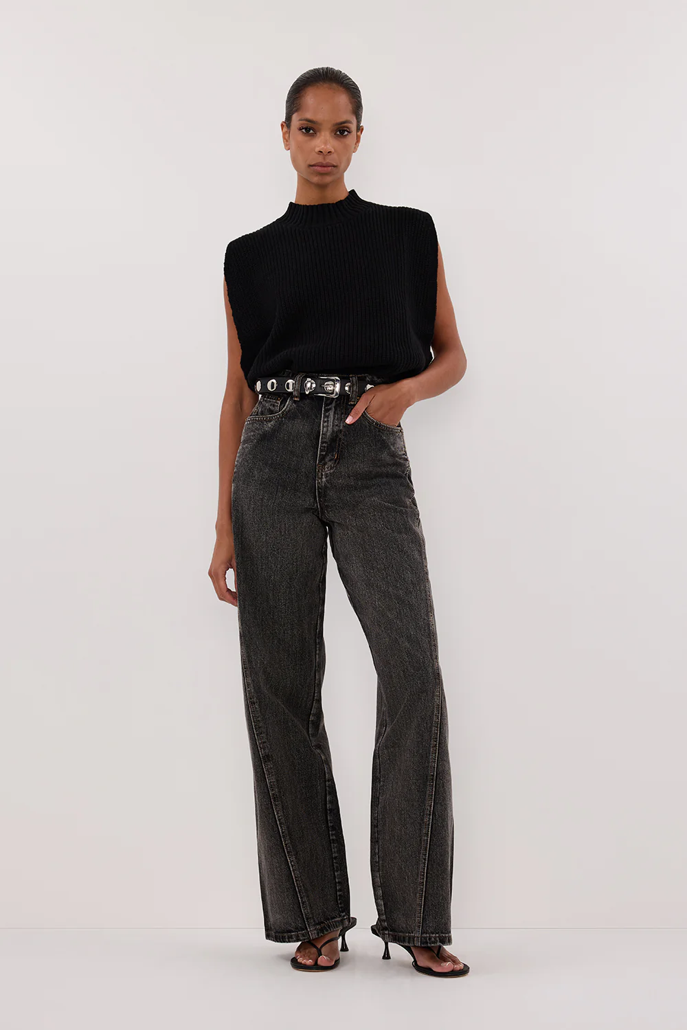 ARO BLACK KNIT TOP - Yukikoi