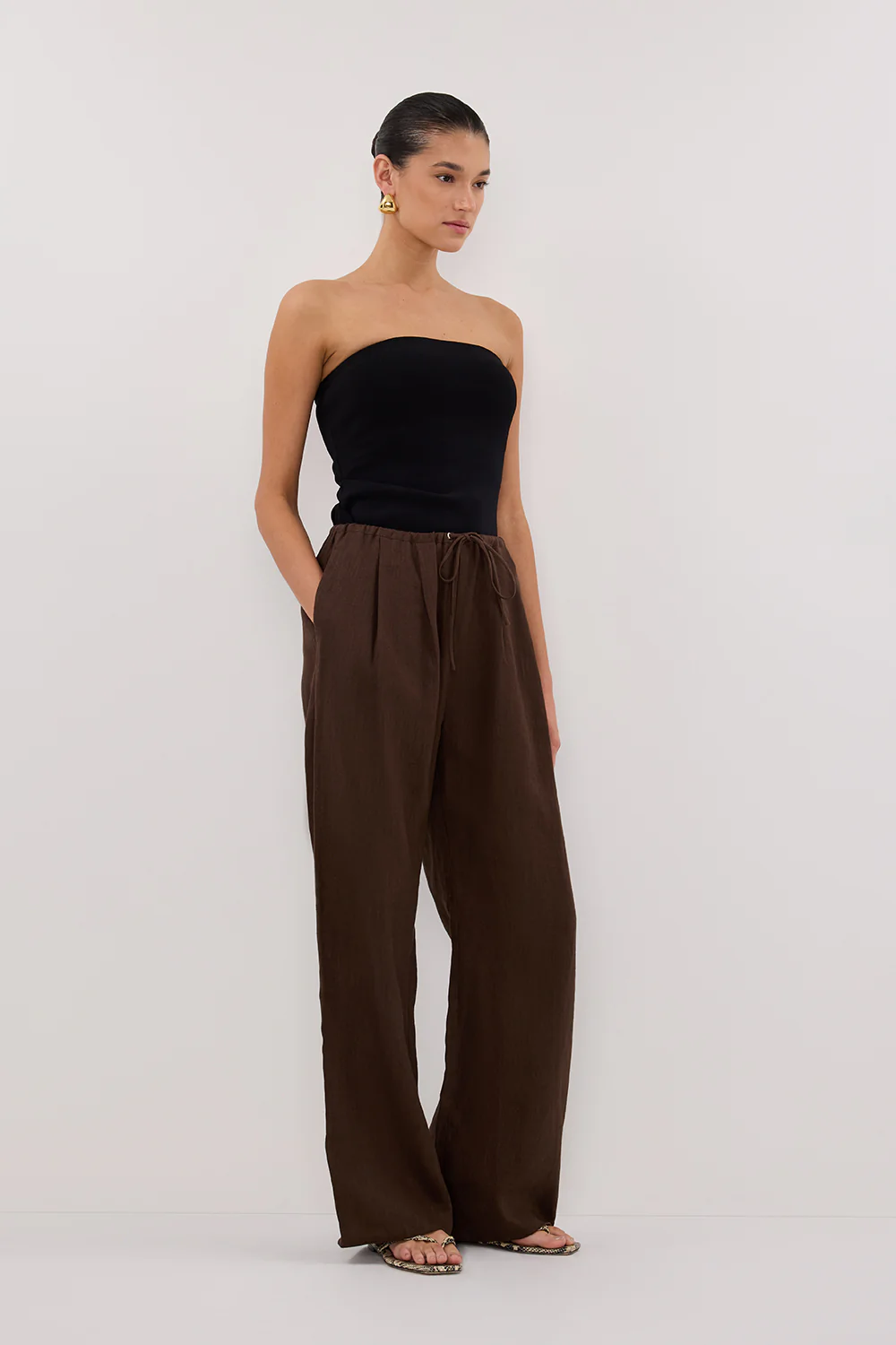 CARLA BITTER CHOC DRAWSTRING LINEN PANT - Yukikoi