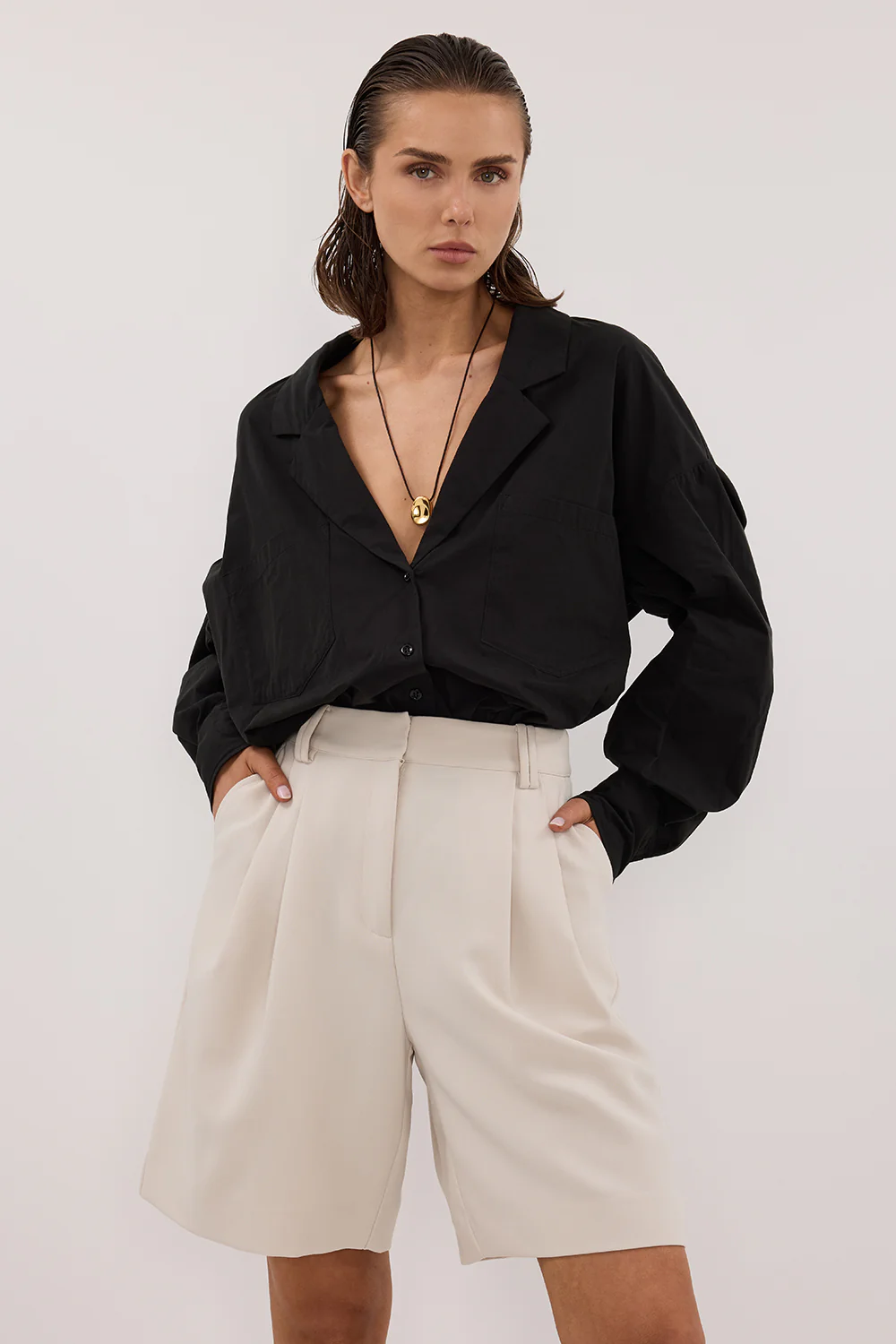 CHELSEA BONE BERMUDA SHORT - Yukikoi