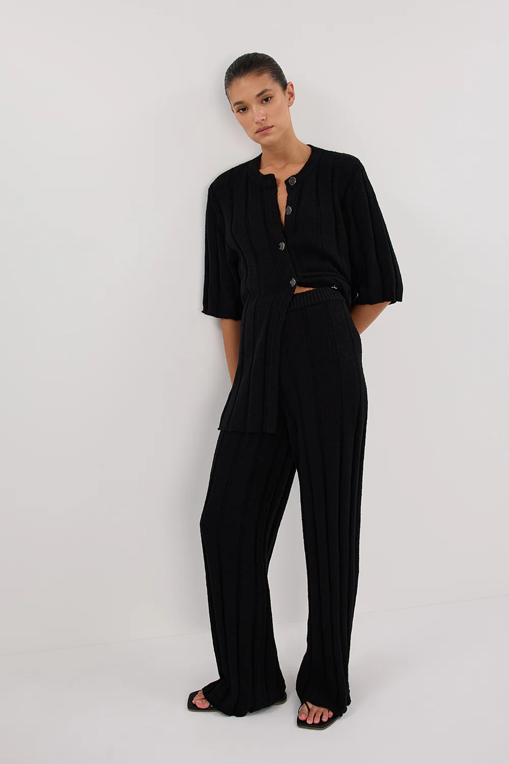 JAZZ BLACK WIDE LEG KNIT PANT - Yukikoi