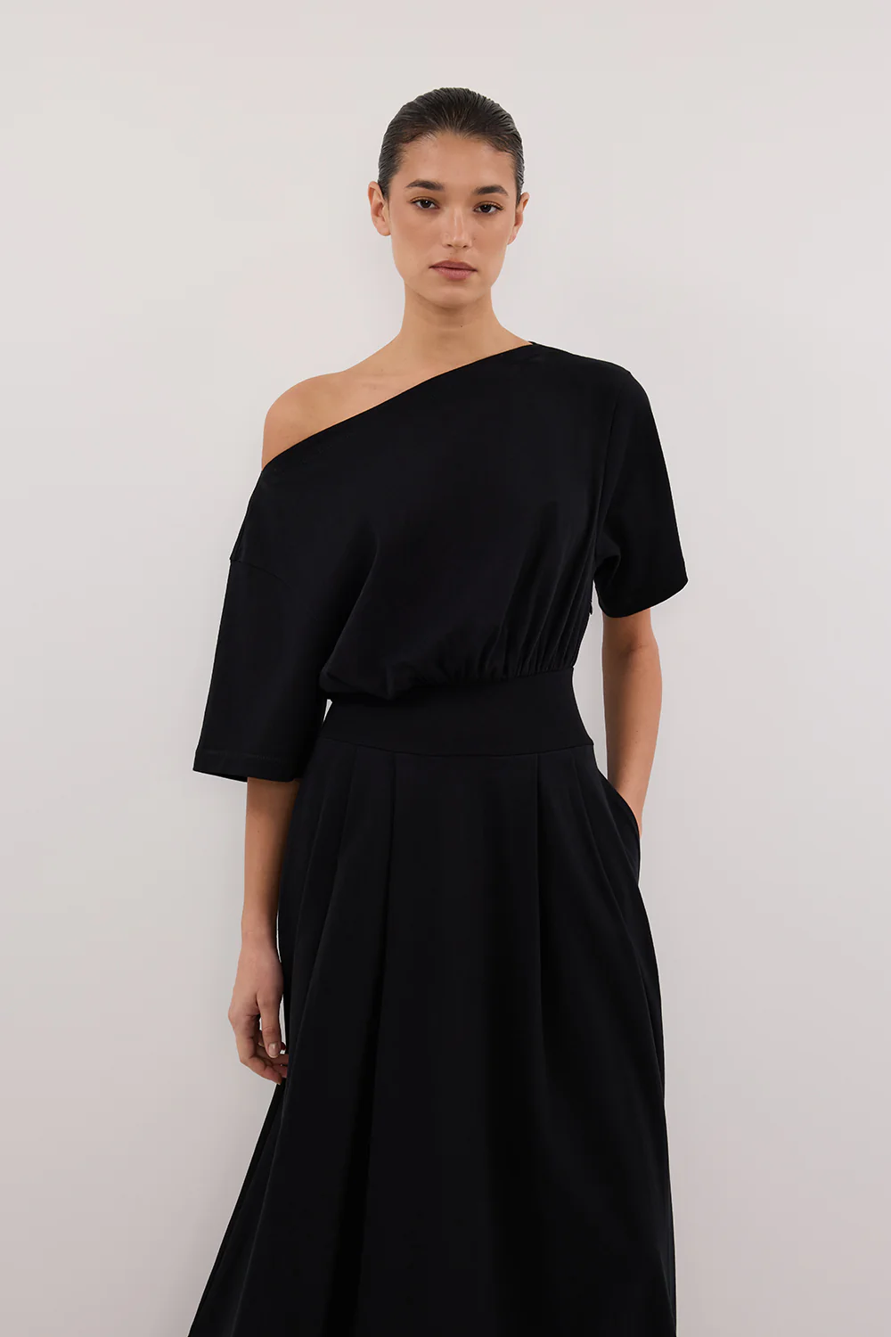ESME BLACK ASYM MAXI DRESS - Yukikoi