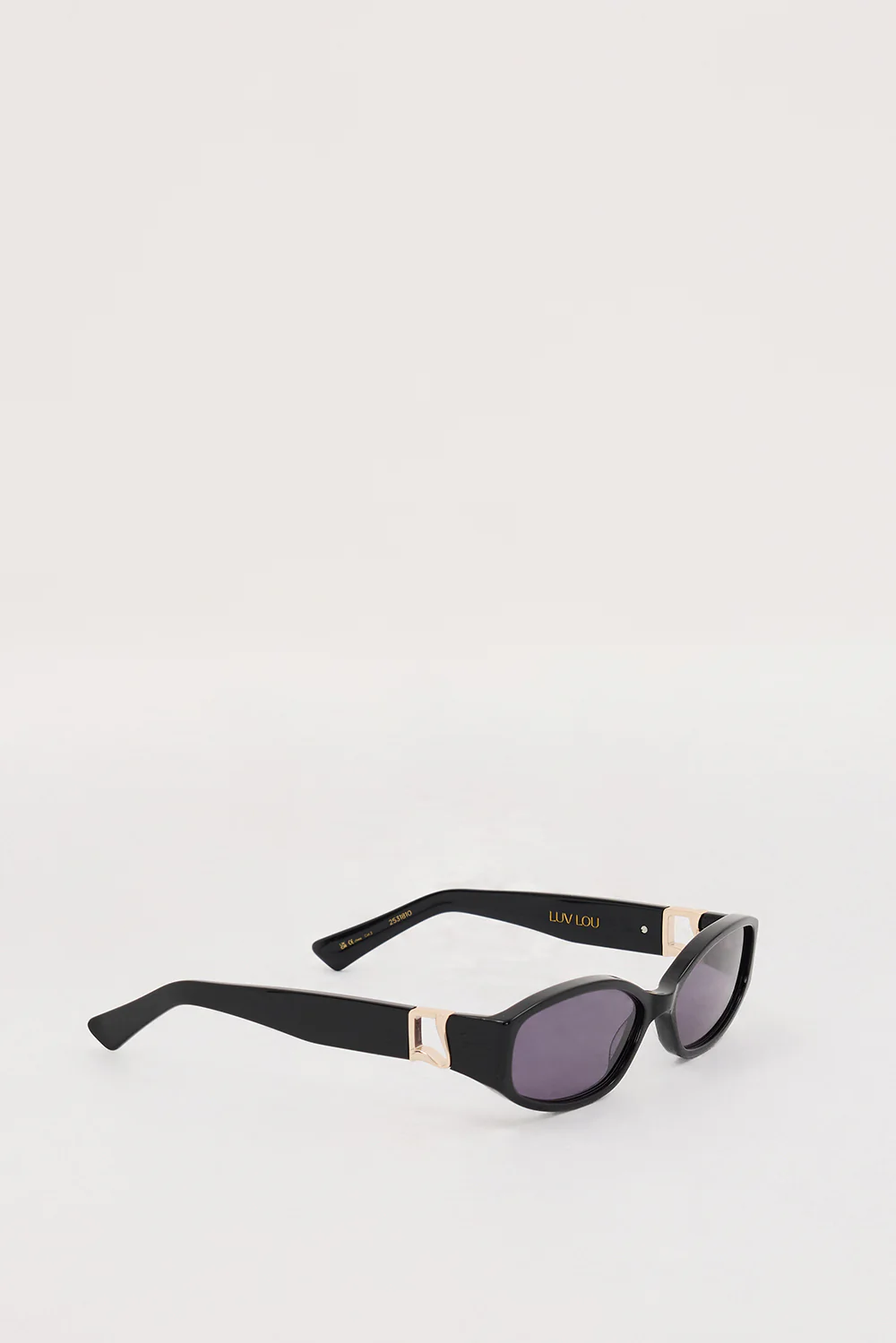 LUV LOU THE LOTTIE BLACK SUNGLASSES - Yukikoi