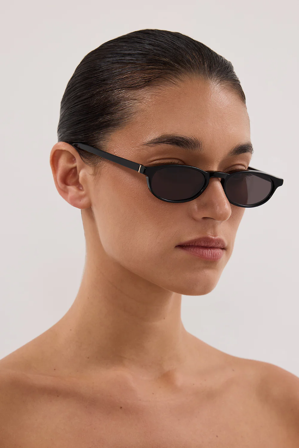 VELVET CANYON BLACK VOYAGEUSE SUNGLASSES - Yukikoi