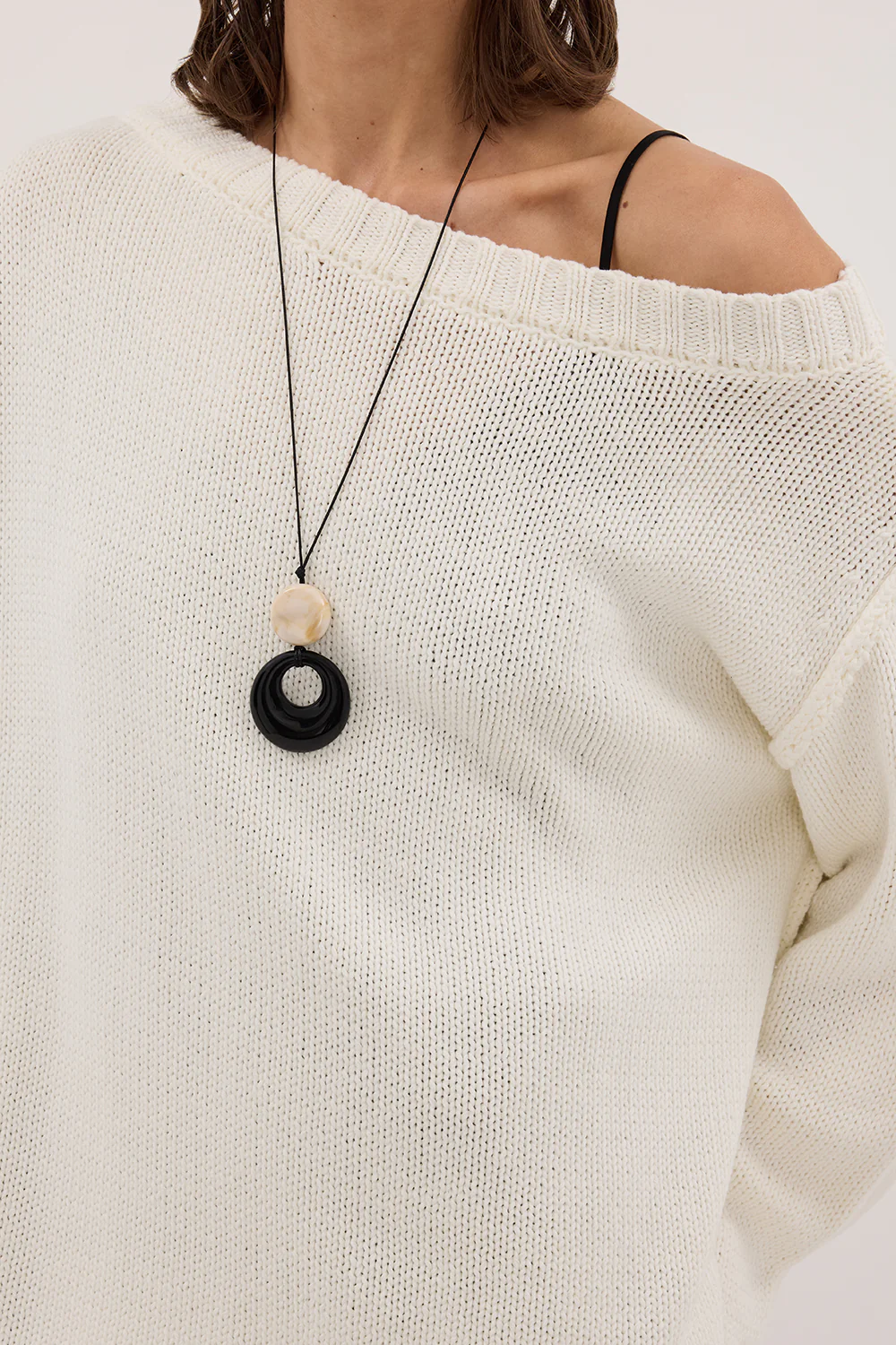 LEISLE CREAM ASYM KNIT JUMPER - Yukikoi