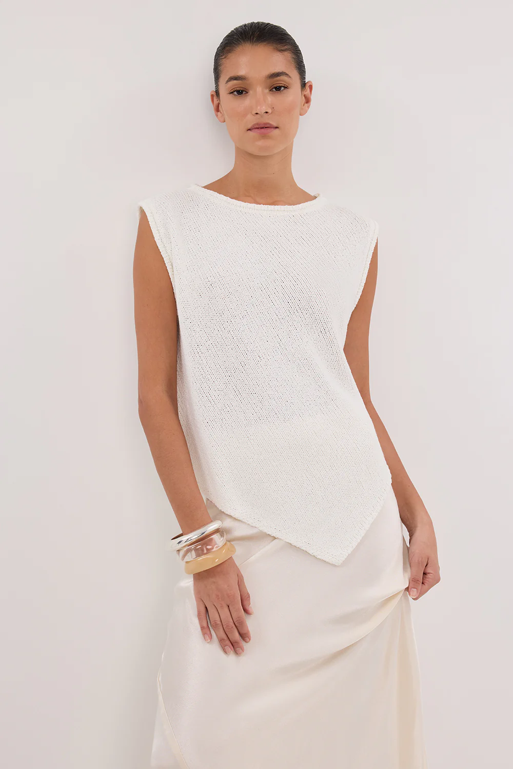 ALTHEA OFF WHITE ASYM KNIT TOP - Yukikoi