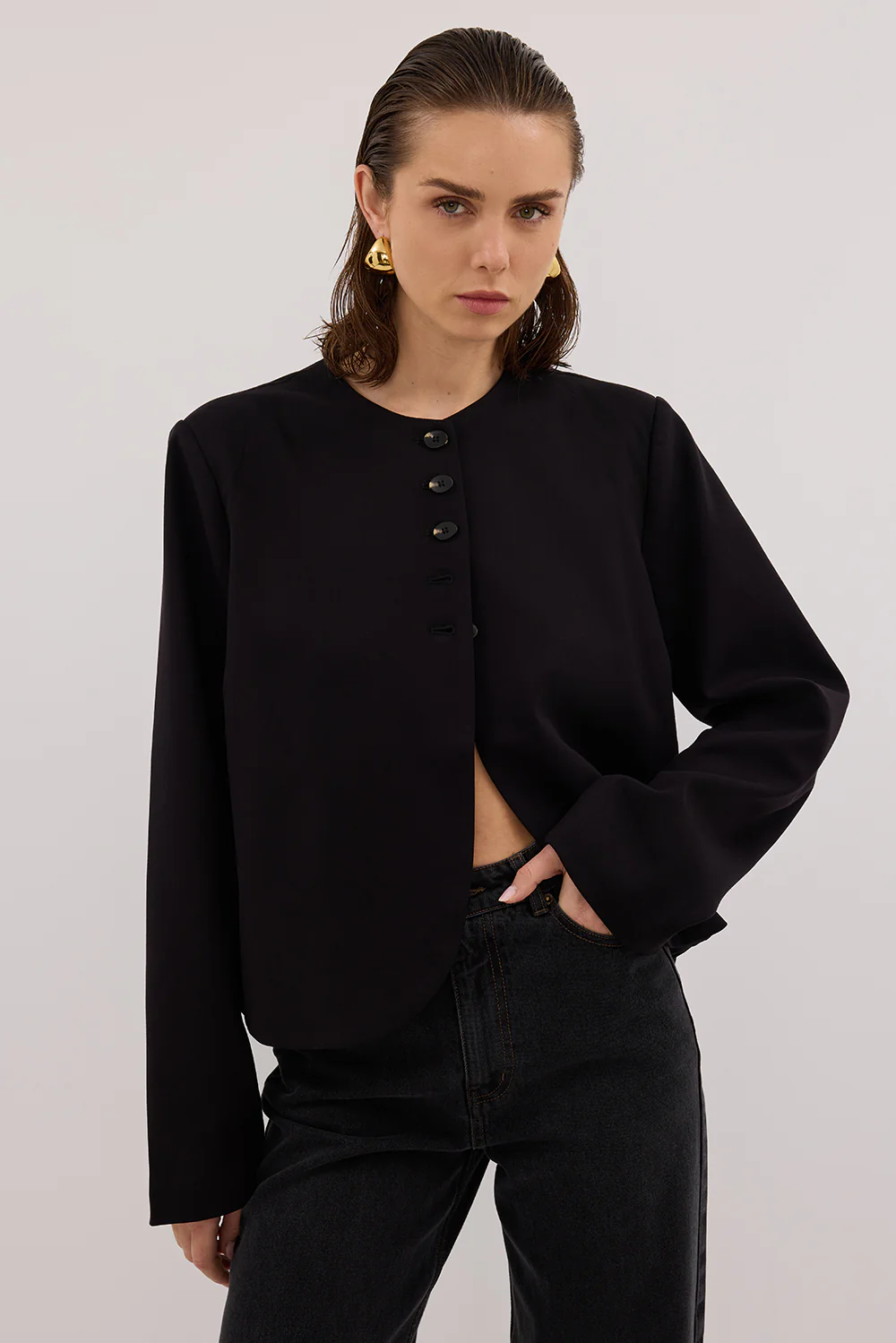 RYAN BLACK CROPPED BLAZER - Yukikoi