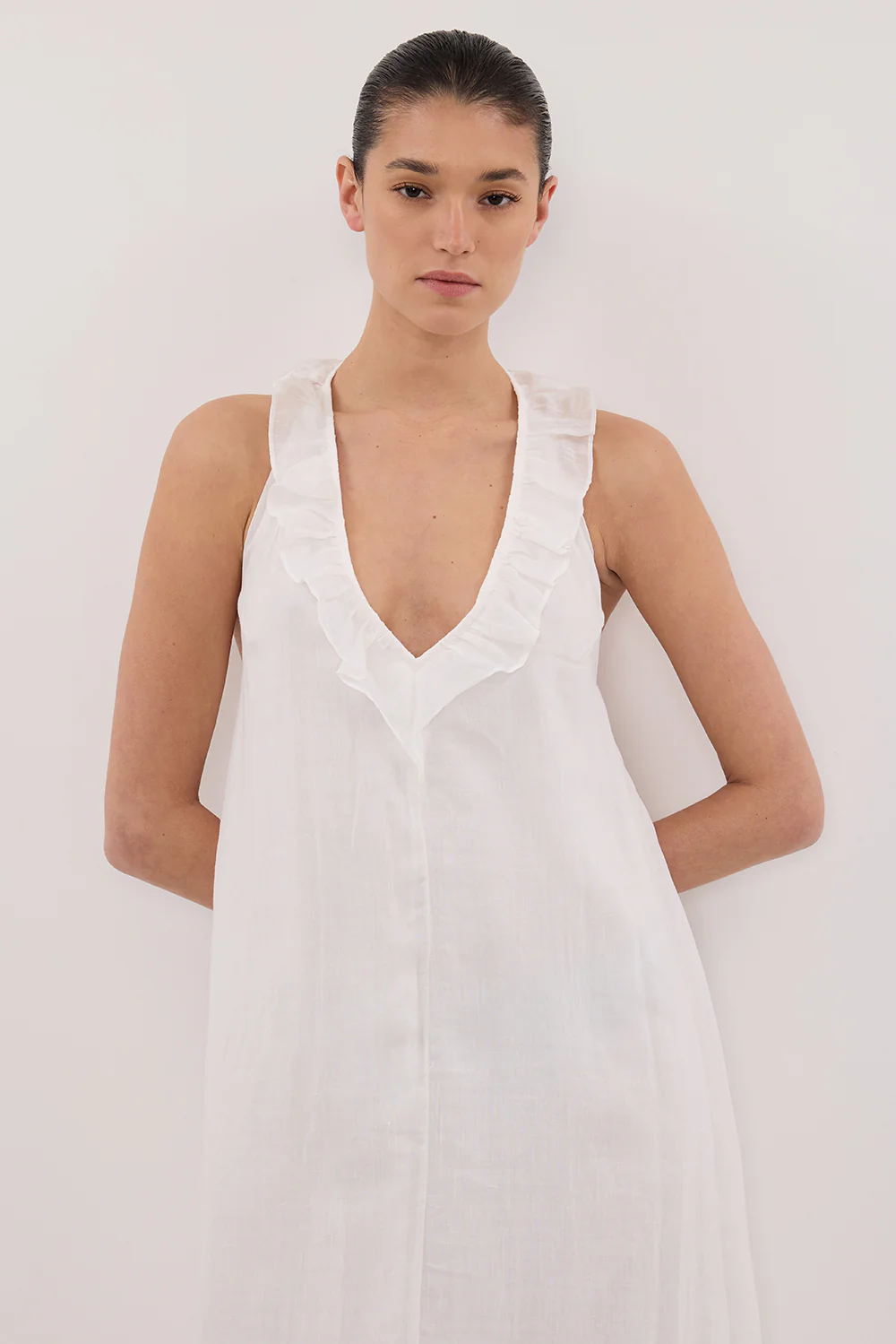 HAZEL WHITE RAMIE SLEEVELESS MIDI DRESS - Yukikoi