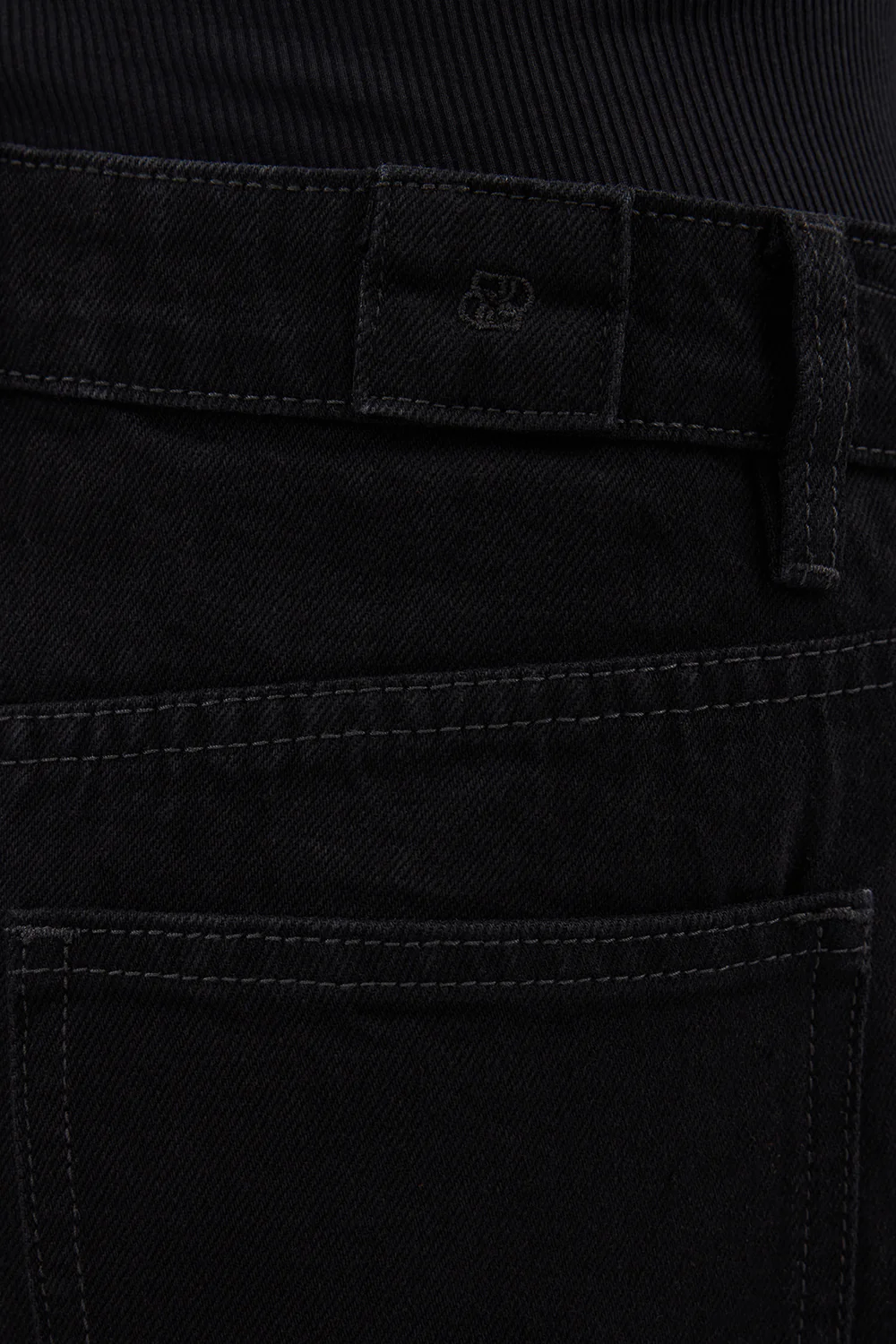 LIV BLACK DENIM BARREL LEG JEAN - Yukikoi