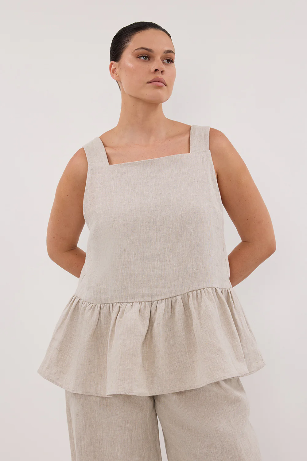 DAISY NATURAL LINEN PEPLUM TOP - Yukikoi
