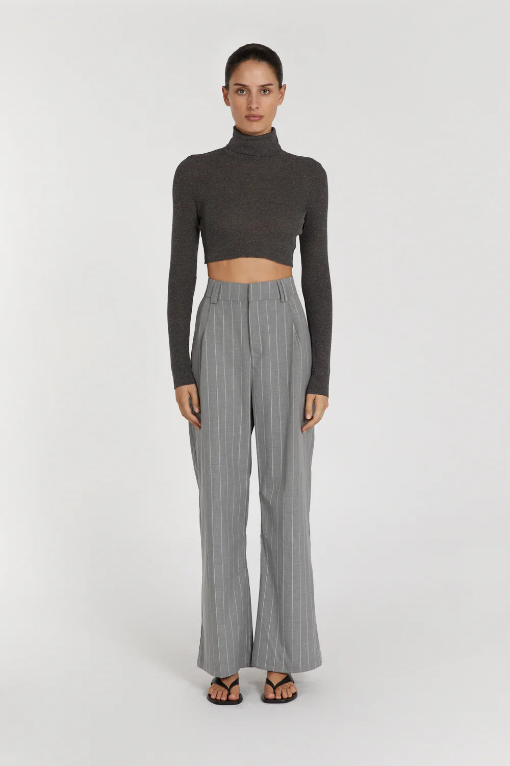 TANNER CHARCOAL KNIT CROP TOP - Yukikoi