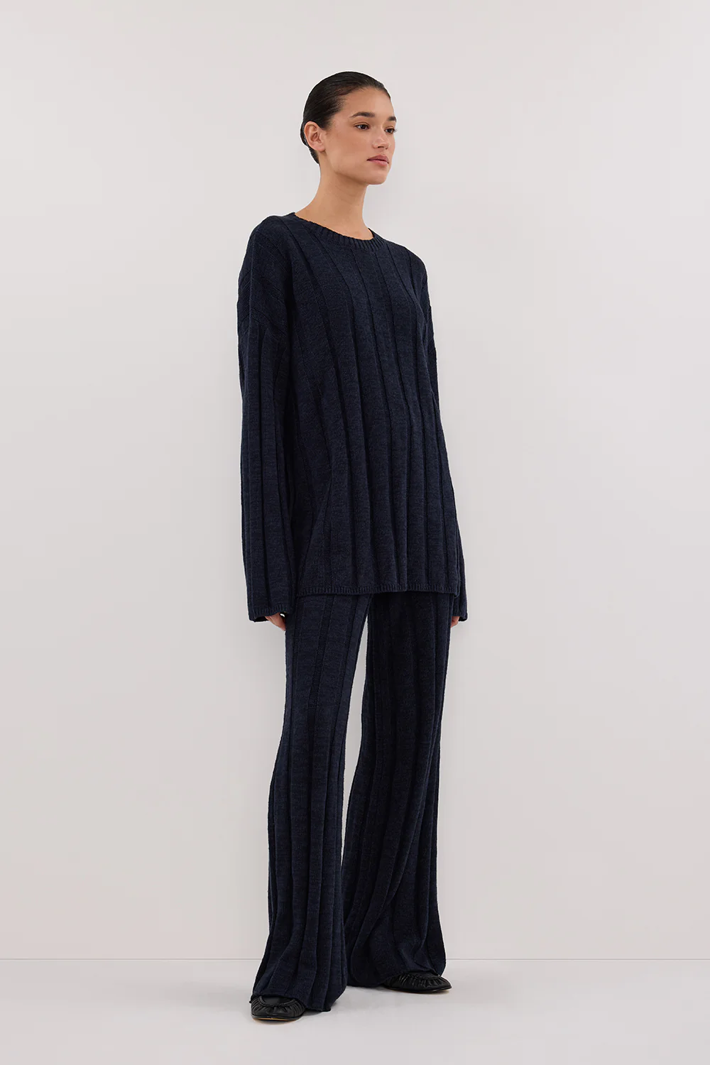JAZZ INDIGO CREW NECK KNIT TOP - Yukikoi
