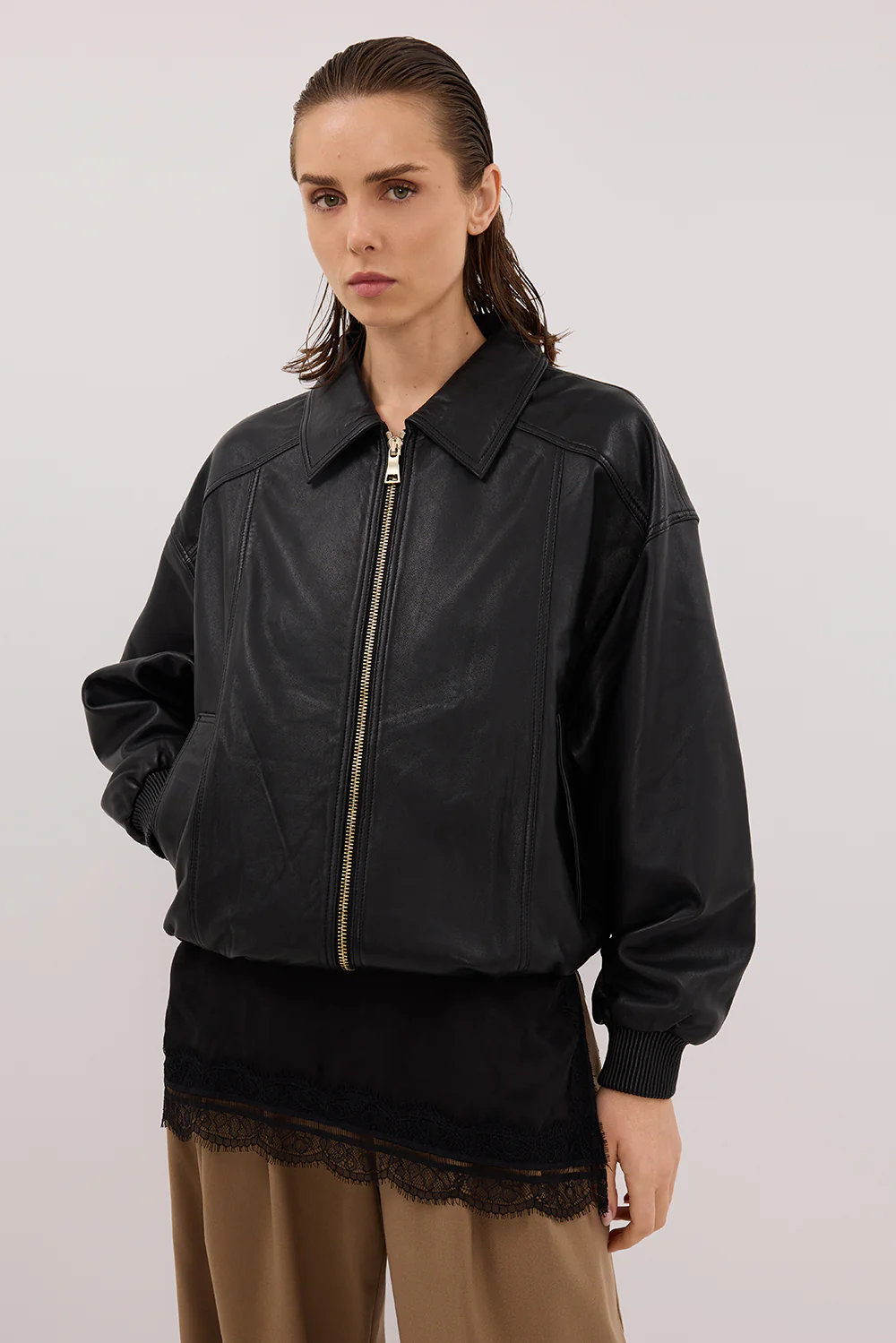 HUTTON BLACK LEATHER BOMBER JACKET - Yukikoi