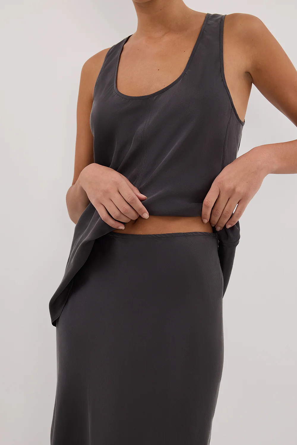 COLETTE PETROL SILK SKIRT - Yukikoi