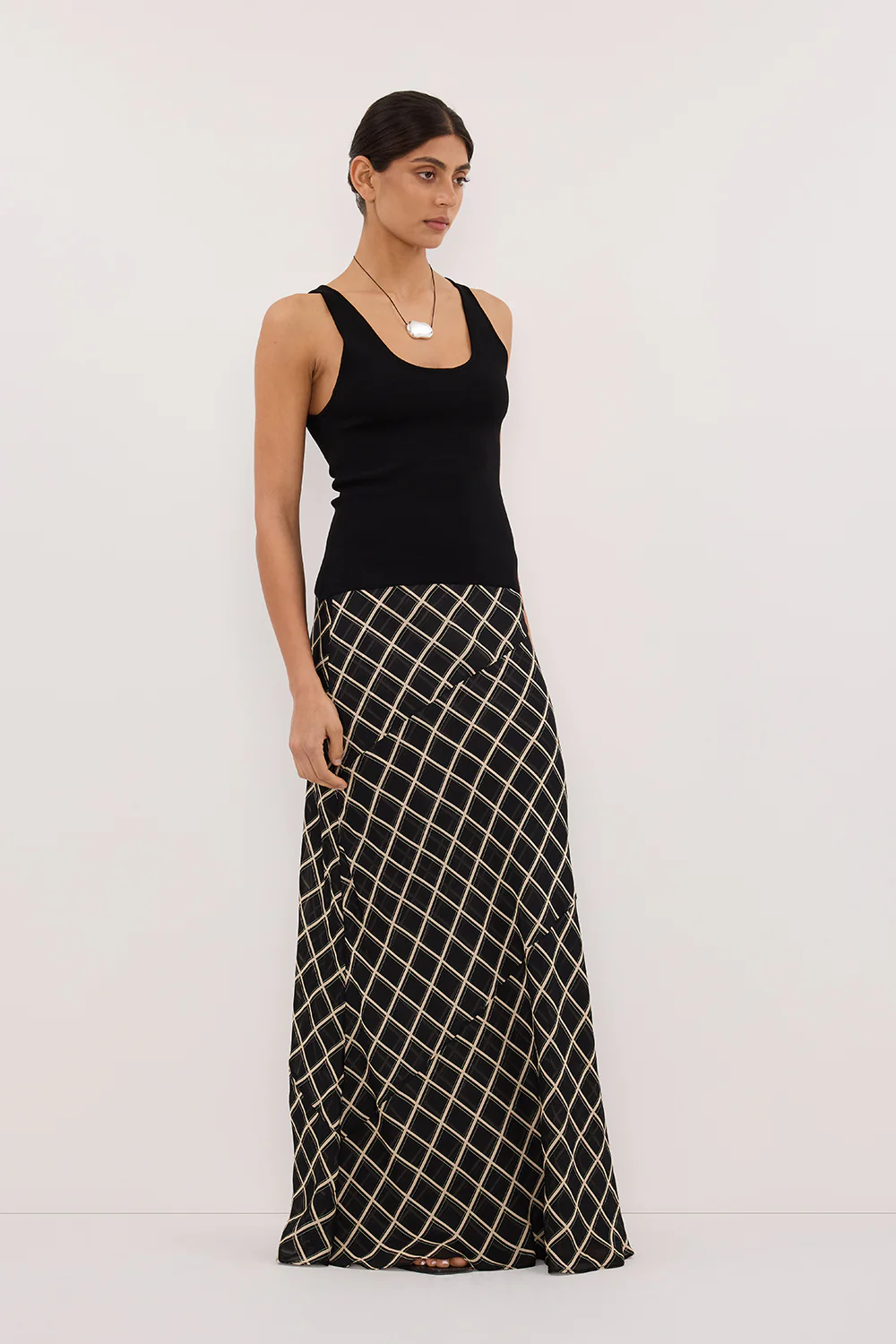 ARLINGTON BLACK MIDI SKIRT - Yukikoi