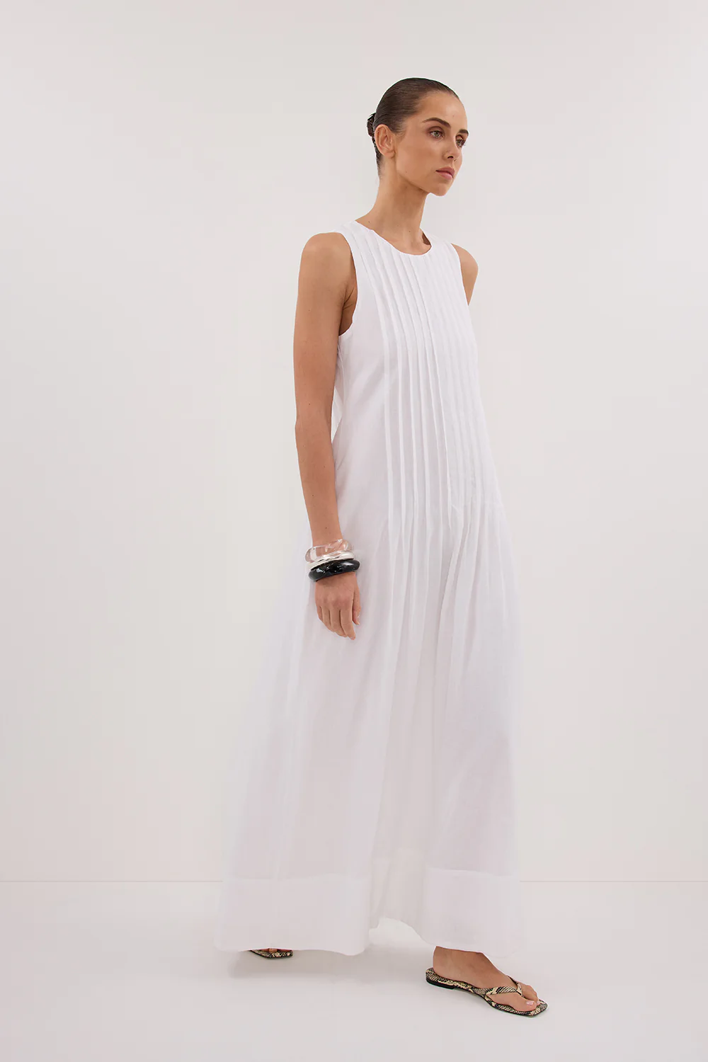 MILO WHITE LINEN BLEND MIDI DRESS - Yukikoi