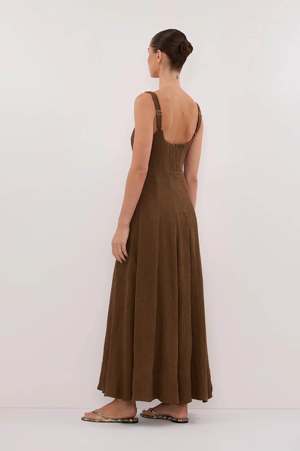CANNE CHOCOLATE MIDI DRESS - Yukikoi