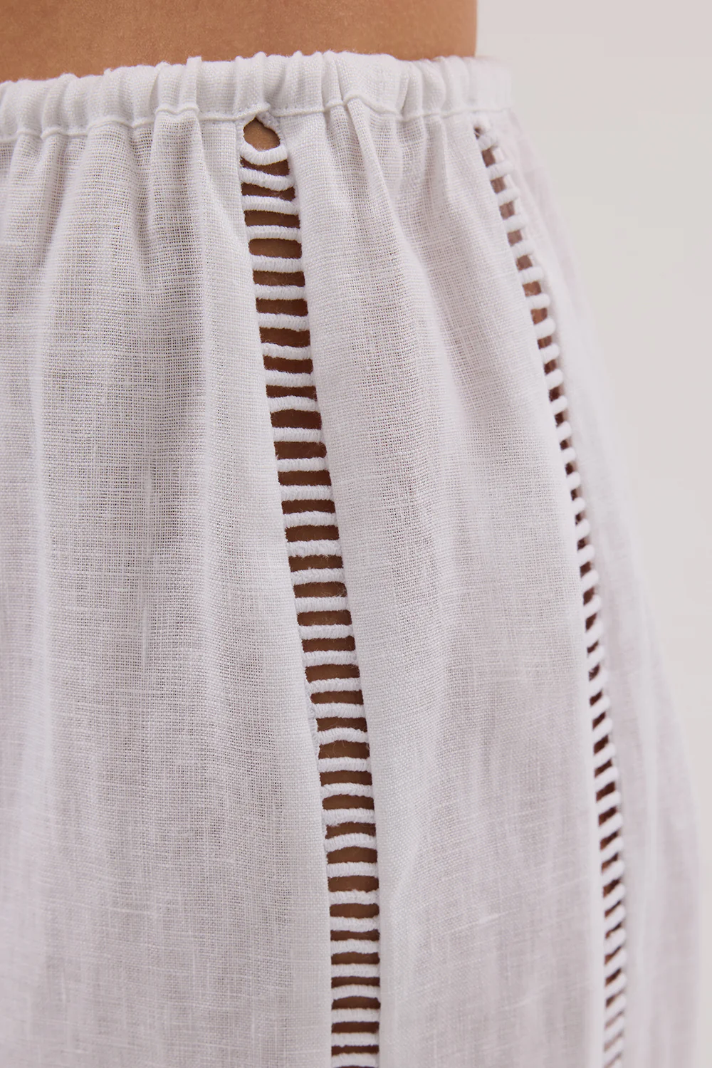 LINDSAY WHITE LINEN PANT - Yukikoi