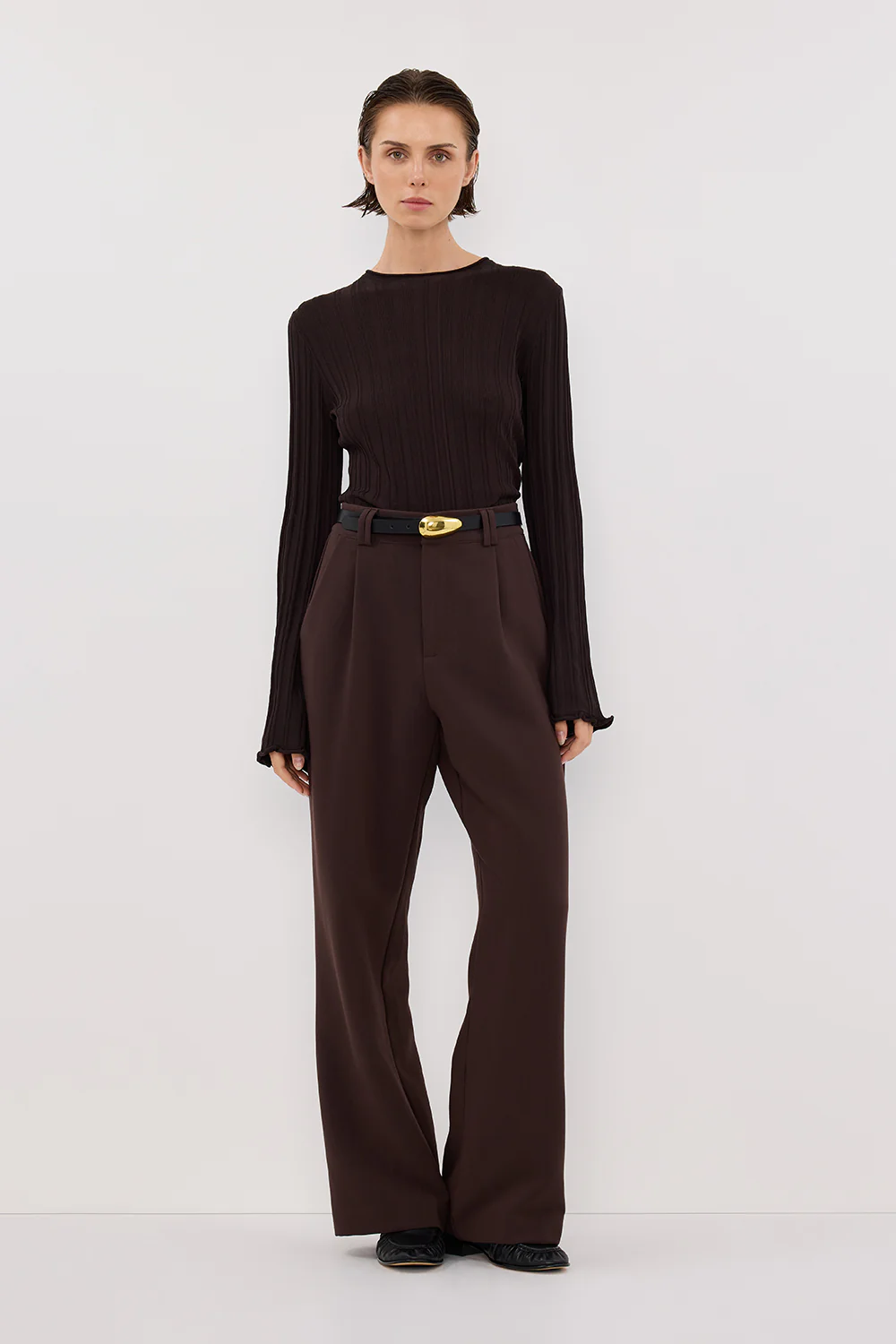 SYLVIA BITTER CHOC CREW KNIT TOP - Yukikoi