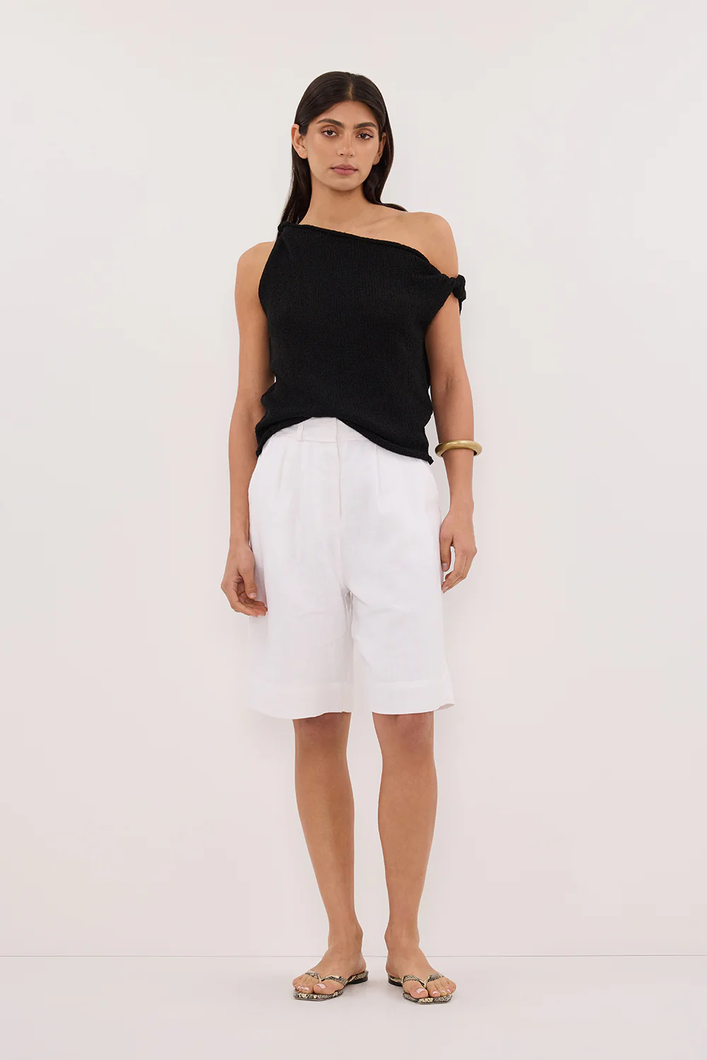 KARA BLACK ASYM KNIT TOP - Yukikoi