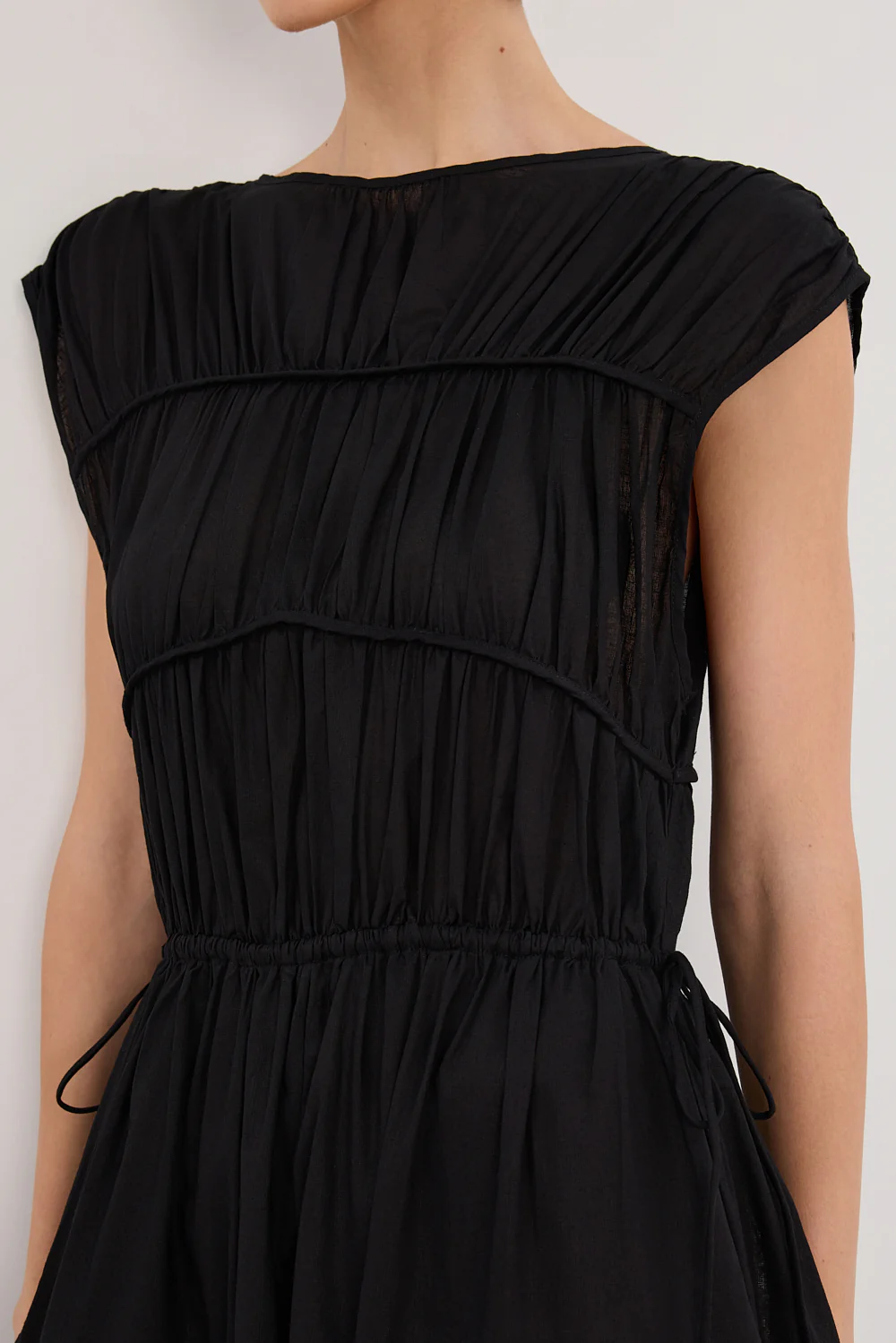 FLYNN BLACK LINEN BLEND MIDI DRESS - Yukikoi