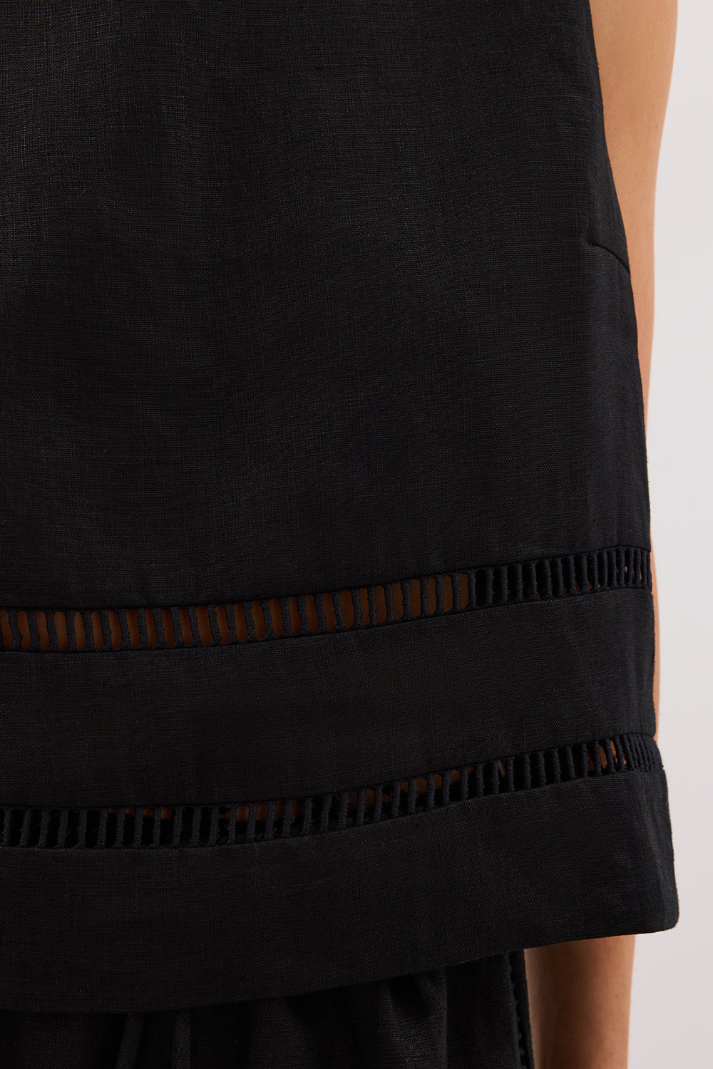 LINDSAY BLACK LINEN BOXY TOP - Yukikoi