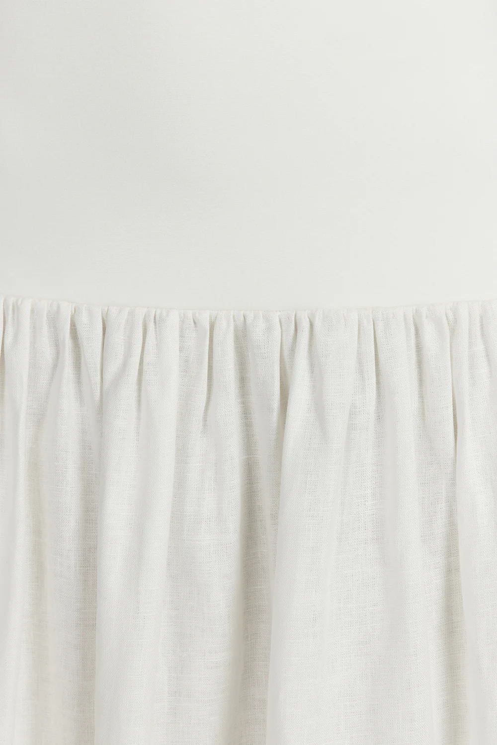 ELLISON WHITE STRAPLESS MIDI DRESS - Yukikoi