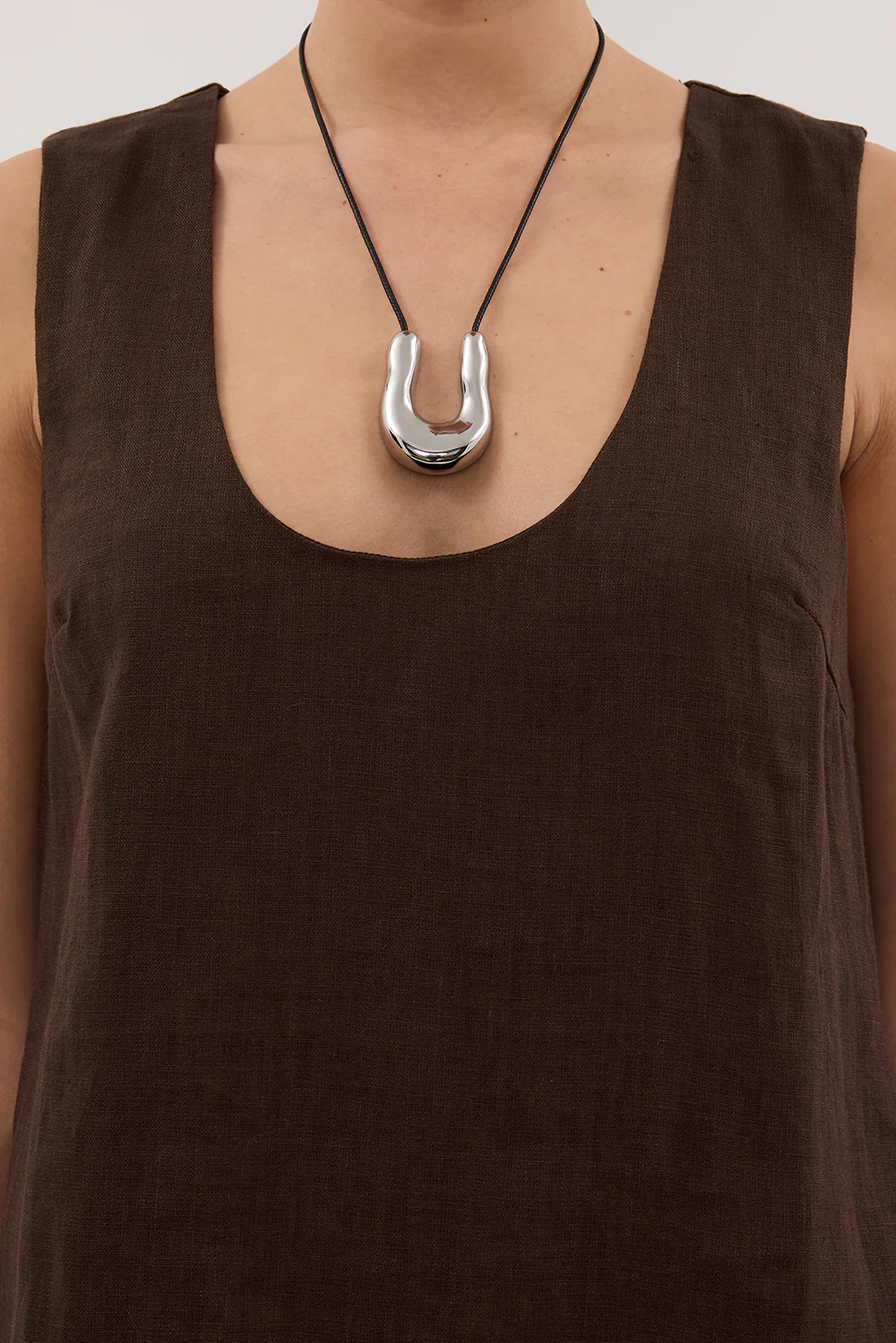 LOTUS BITTER CHOC LINEN MINI DRESS - Yukikoi