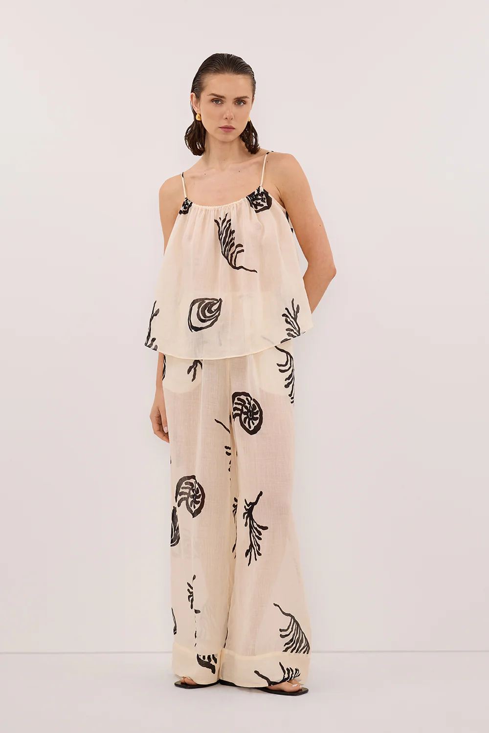 POSITANO SANDSTONE SLEEVELESS RAMIE  TOP - Yukikoi