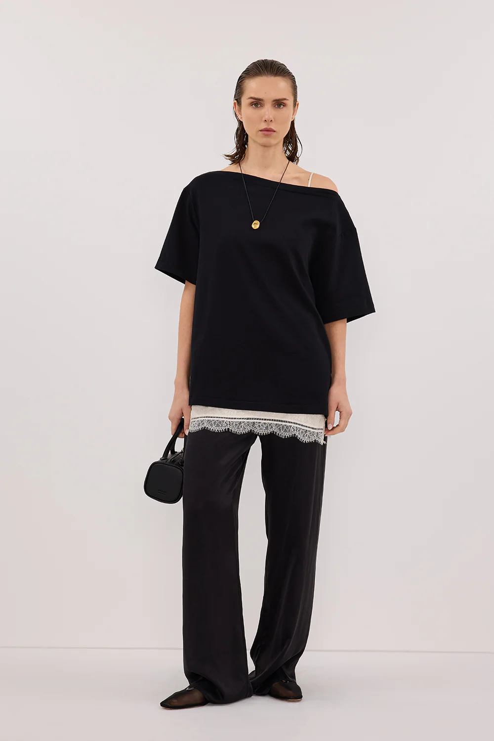 ESME BLACK ASYM BOAT NECK TEE - Yukikoi