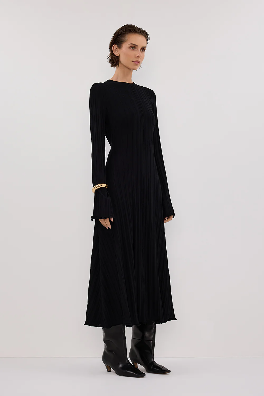 SYLVIA BLACK KNIT MIDI DRESS - Yukikoi