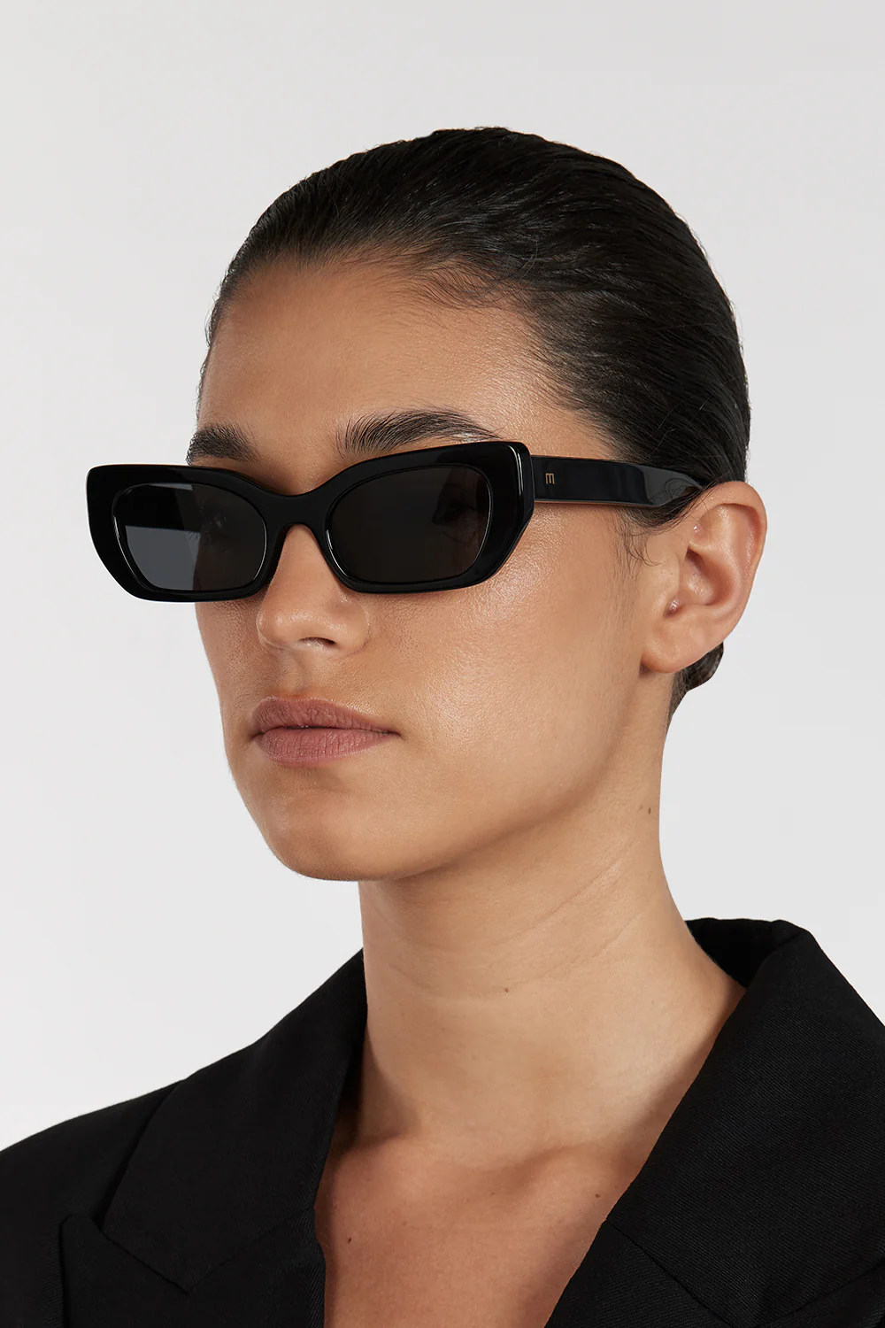 ELISA JOHNSON COOKIE IN GLOSS BLACK SUNGLASSES - Yukikoi