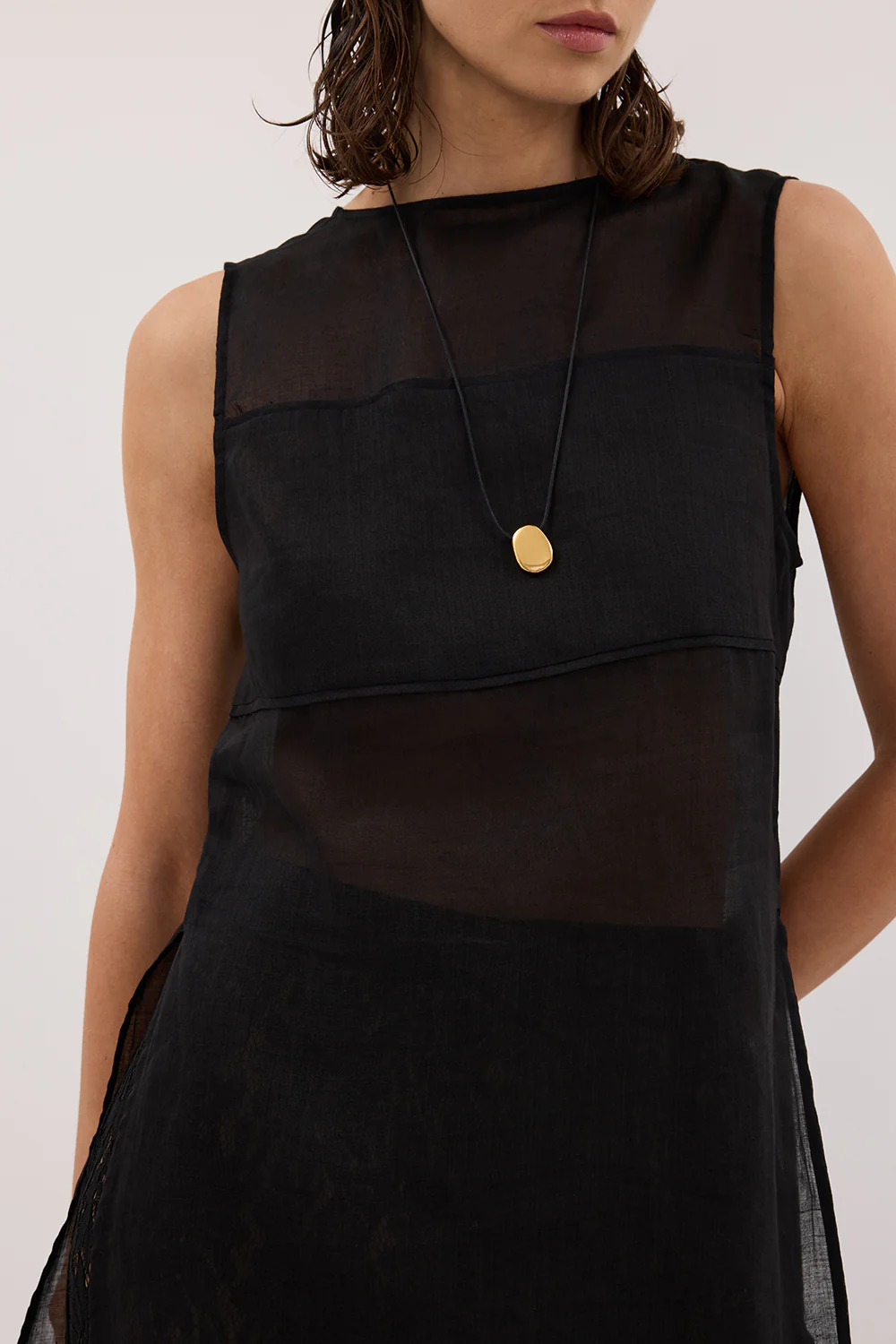 KAI BLACK RAMIE SLEEVELESS TUNIC TOP - Yukikoi