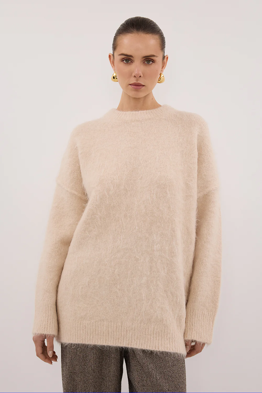 SALMA CREAM LONGLINE JUMPER - Yukikoi