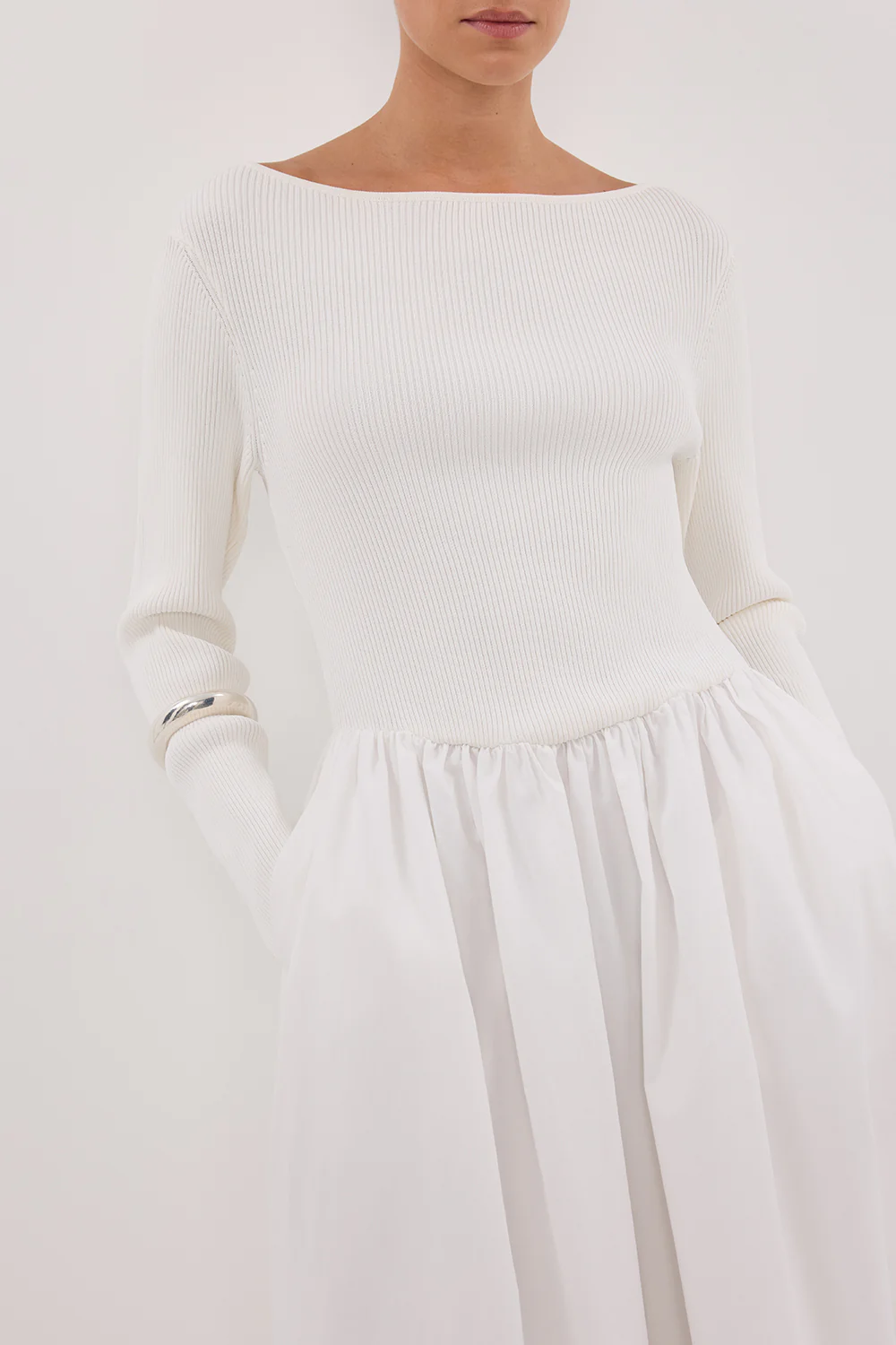 ABIGAIL WHITE HYBRID LONG SLEEVE MIDI DRESS - Yukikoi