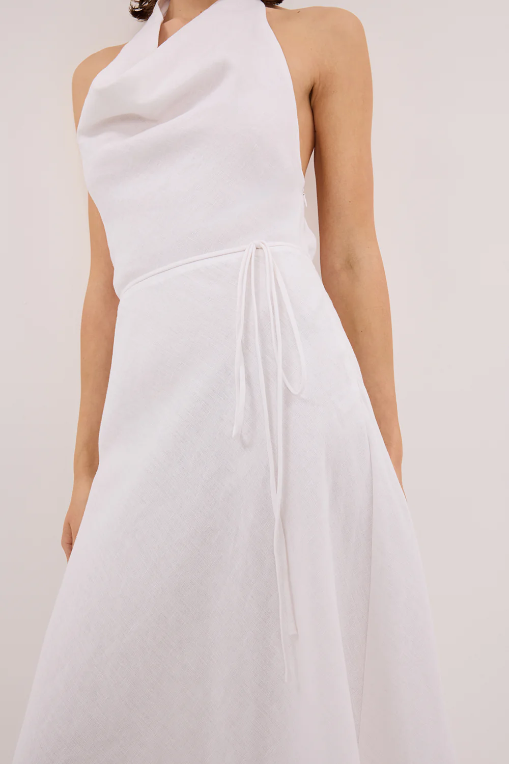 HAYLEE WHITE SLEEVELESS LINEN COWL DRESS - Yukikoi